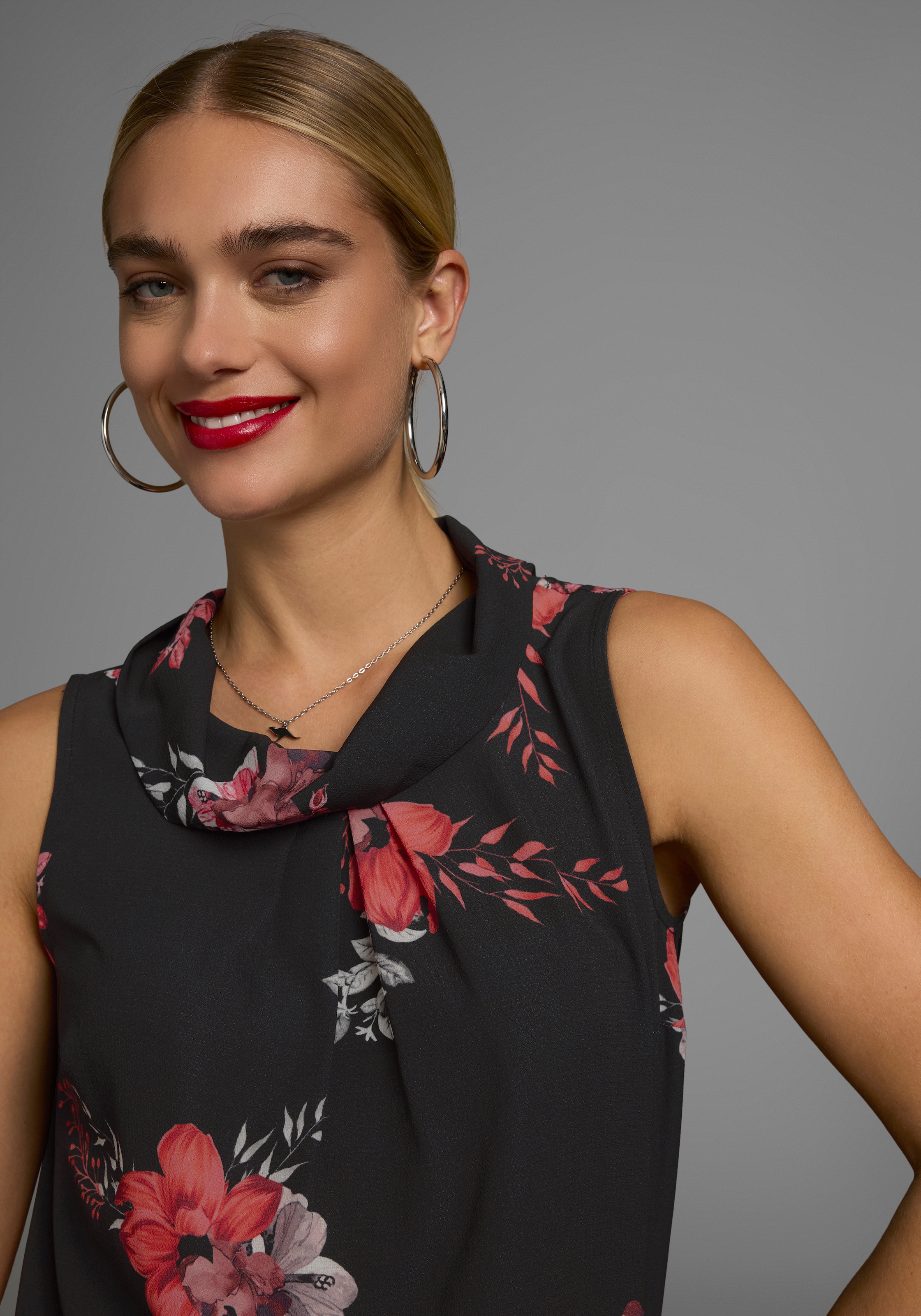 Laura Scott Blusentop, mit verschiedenen Designs