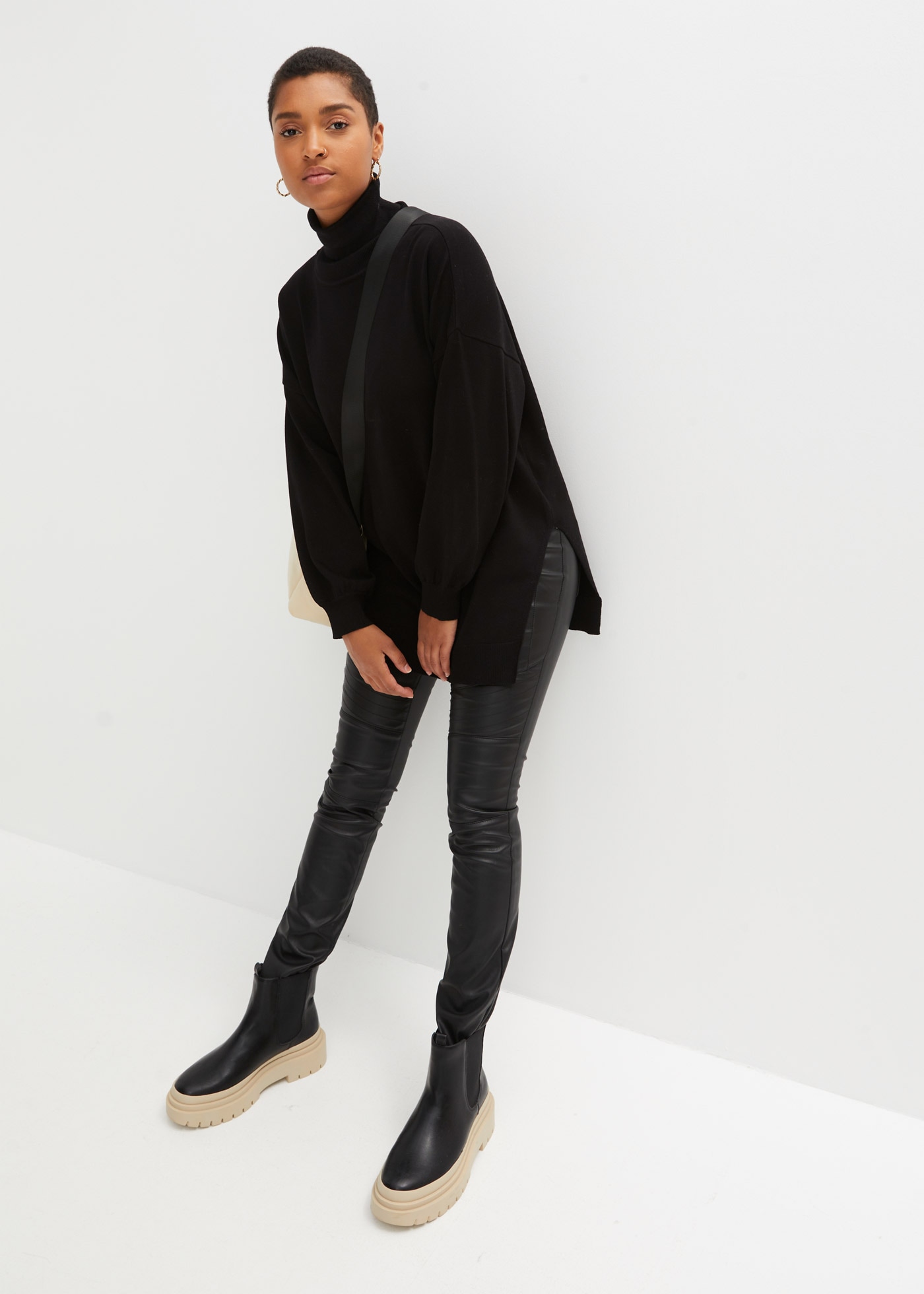 bonprix Rollkragenpullover aus Viskose und Polyamid, Rollkragen, lässige Passform