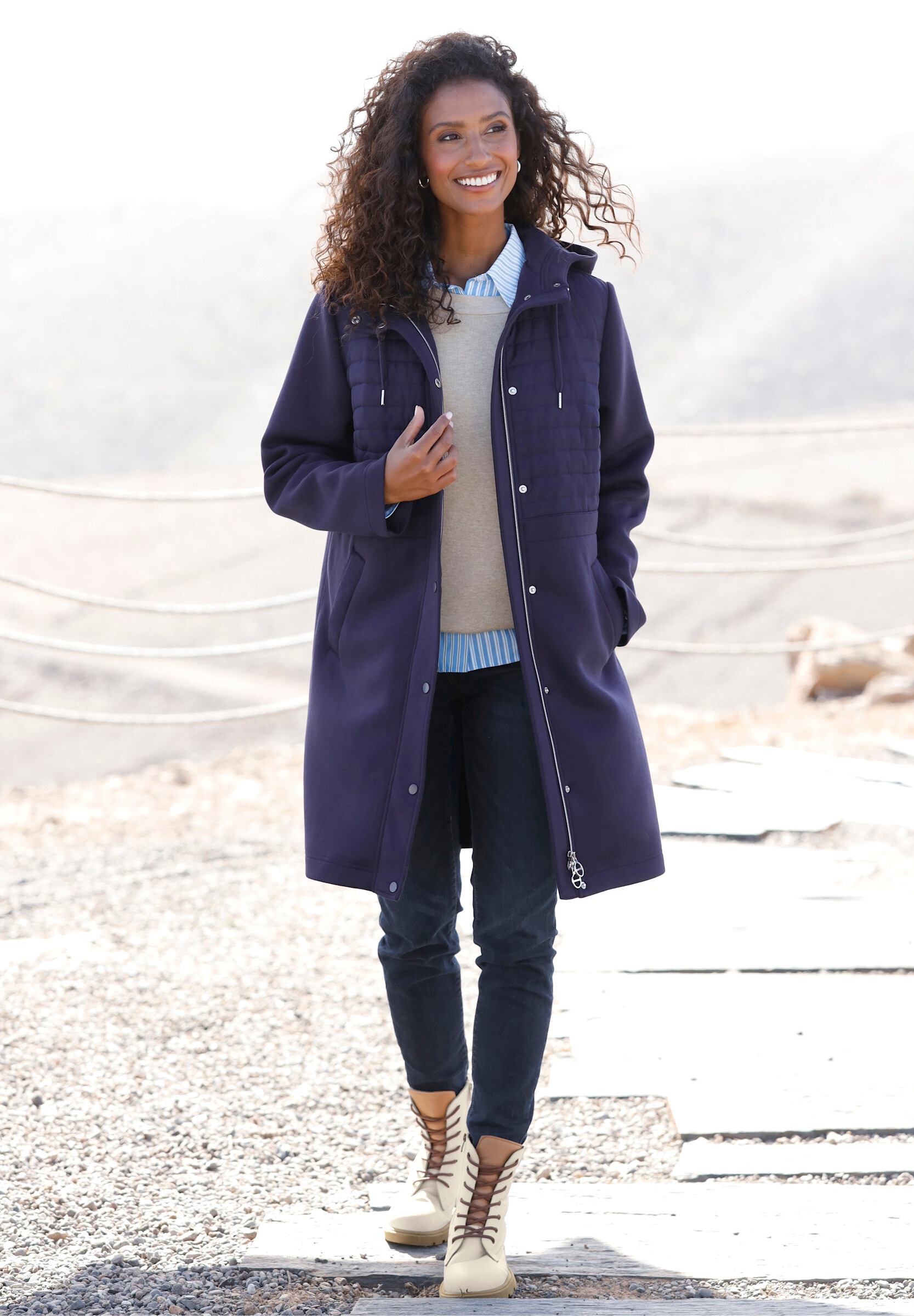 heine Steppjacke »Mantel Kurzmantel in Patch-Optik« mit Kapuze