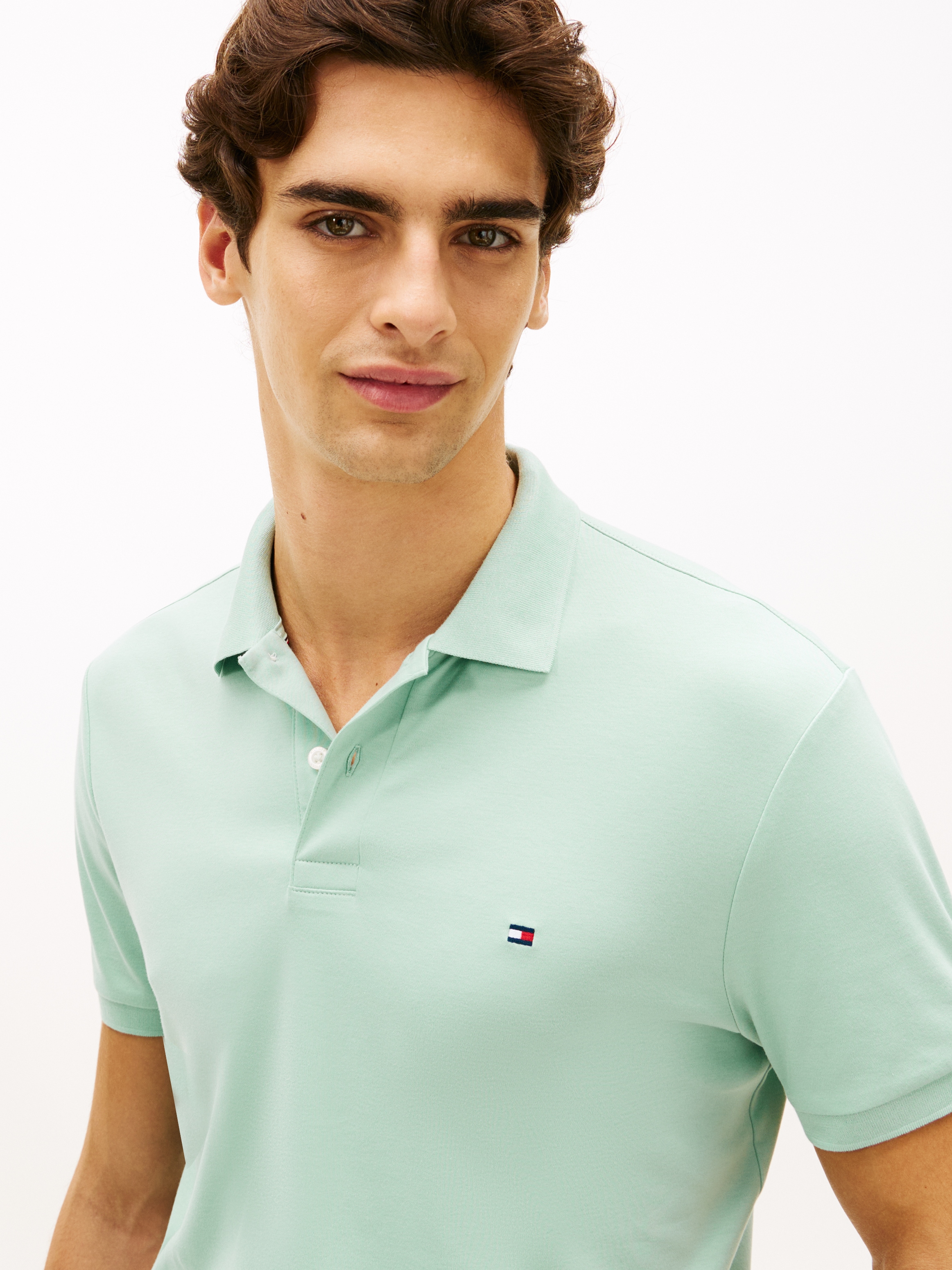 Tommy Hilfiger Poloshirt »LIQUID COTTON REGULAR SEASONAL« mit Logostickerei