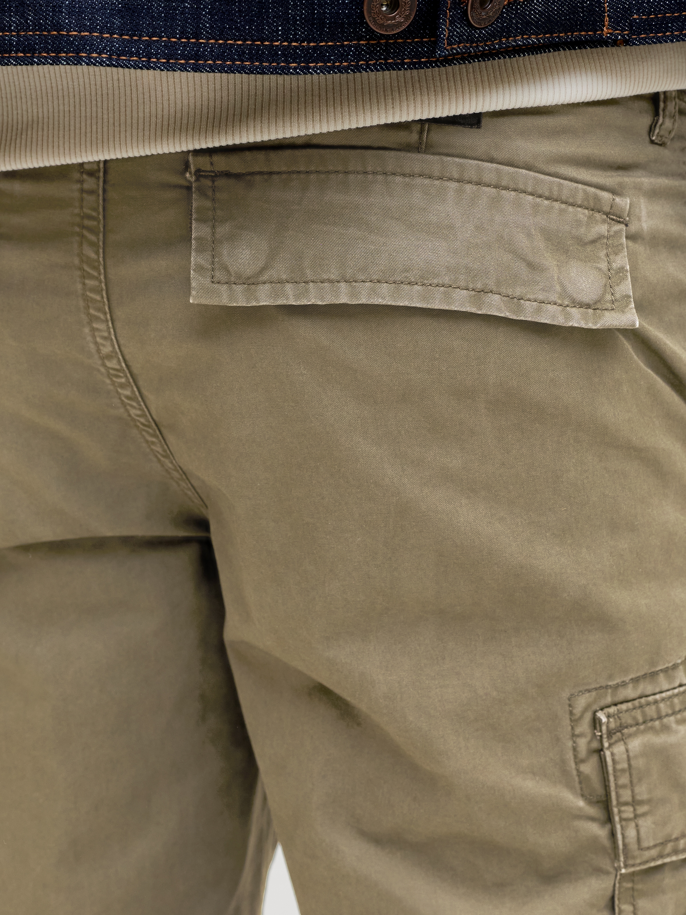 Jack & Jones Cargohose »JPSTCOLE FRANK CARGO SHORT MID SN«  mit Seitentaschen