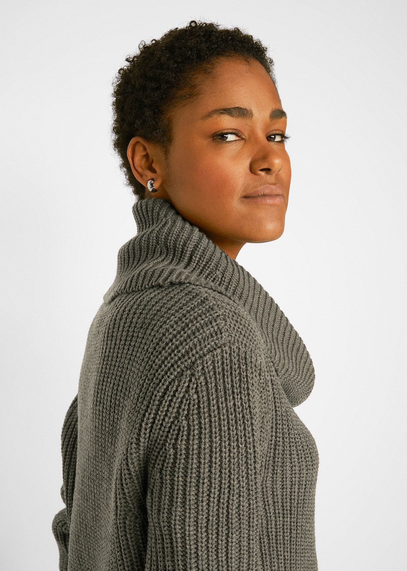 bonprix Strickpullover aus Polyester und Polyacryl, weiter Rollkragen, für den Alltag