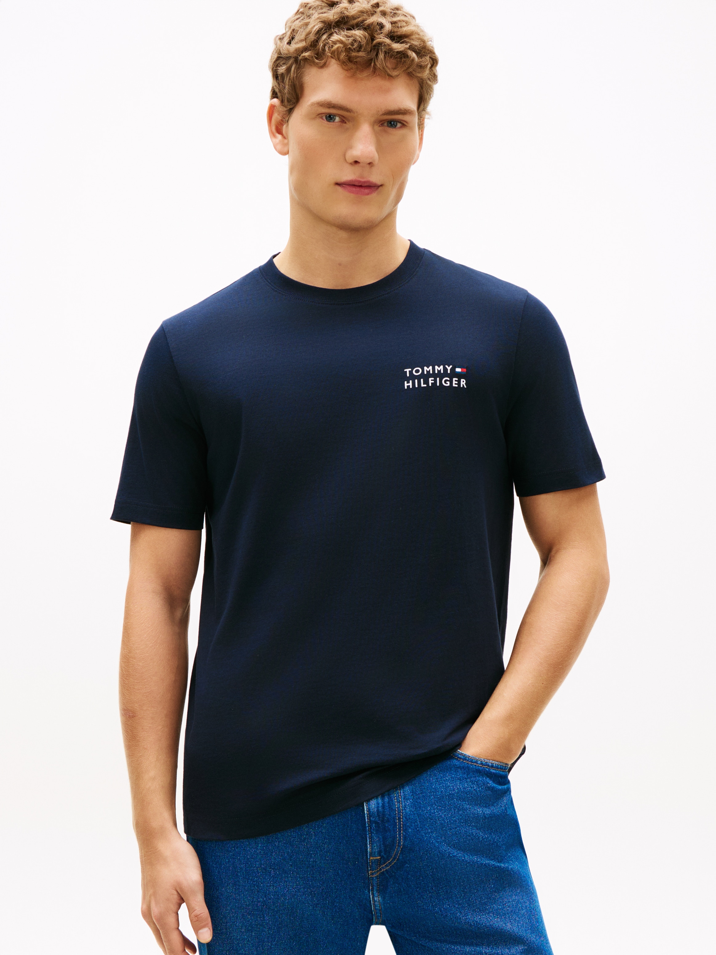 Tommy Hilfiger T-Shirt »BRAND LOVE EMBRO STACK« mit großem Rückenprint, regular fit