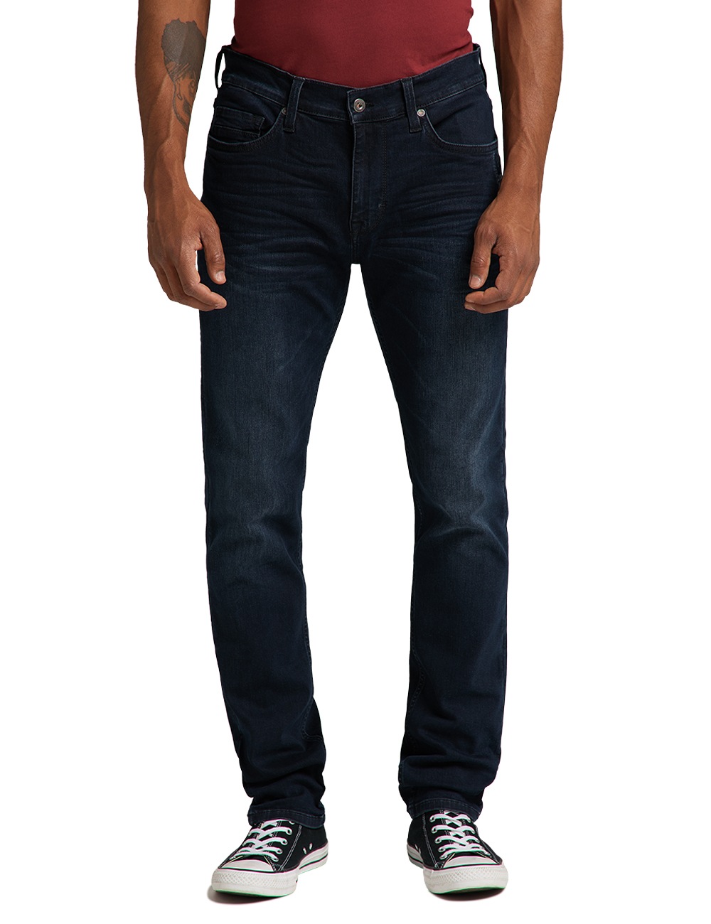 MUSTANG 5-Pocket-Jeans »Vegas«, dezente Waschung und Labelnieten