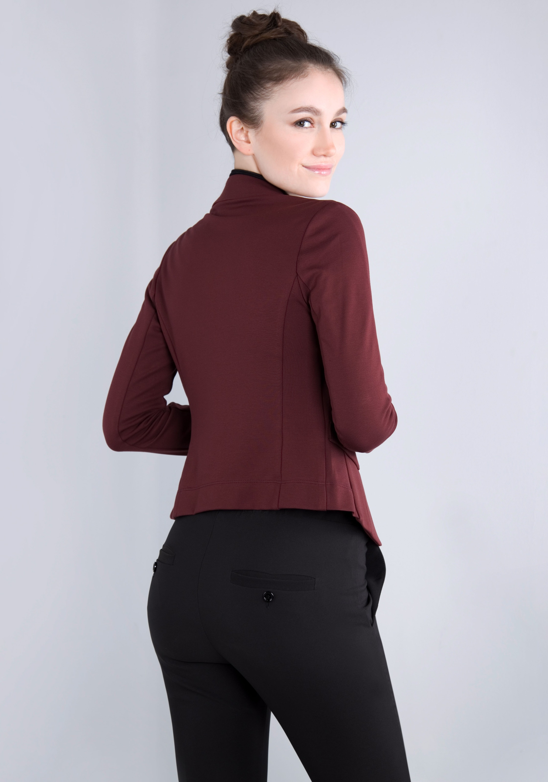 IMPERIAL Kurzblazer »IMP-J S24ABE«, im Athleisure Look