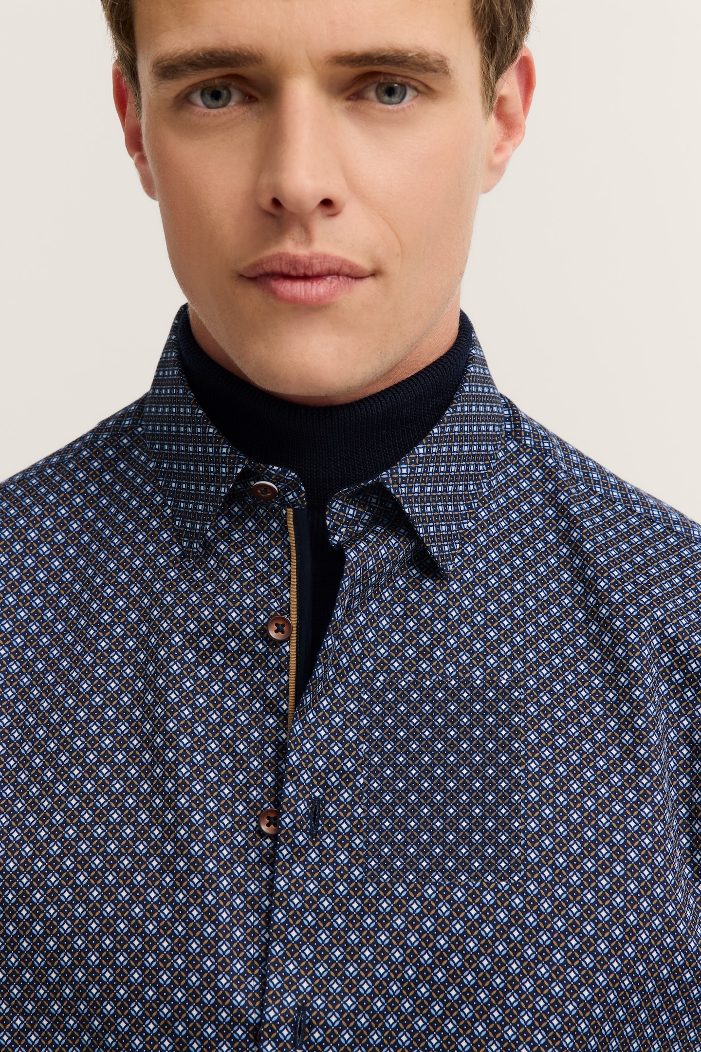 bugatti Langarmhemd »Satin Finish« mit Rauten-Muster und Easy-Care Funktion