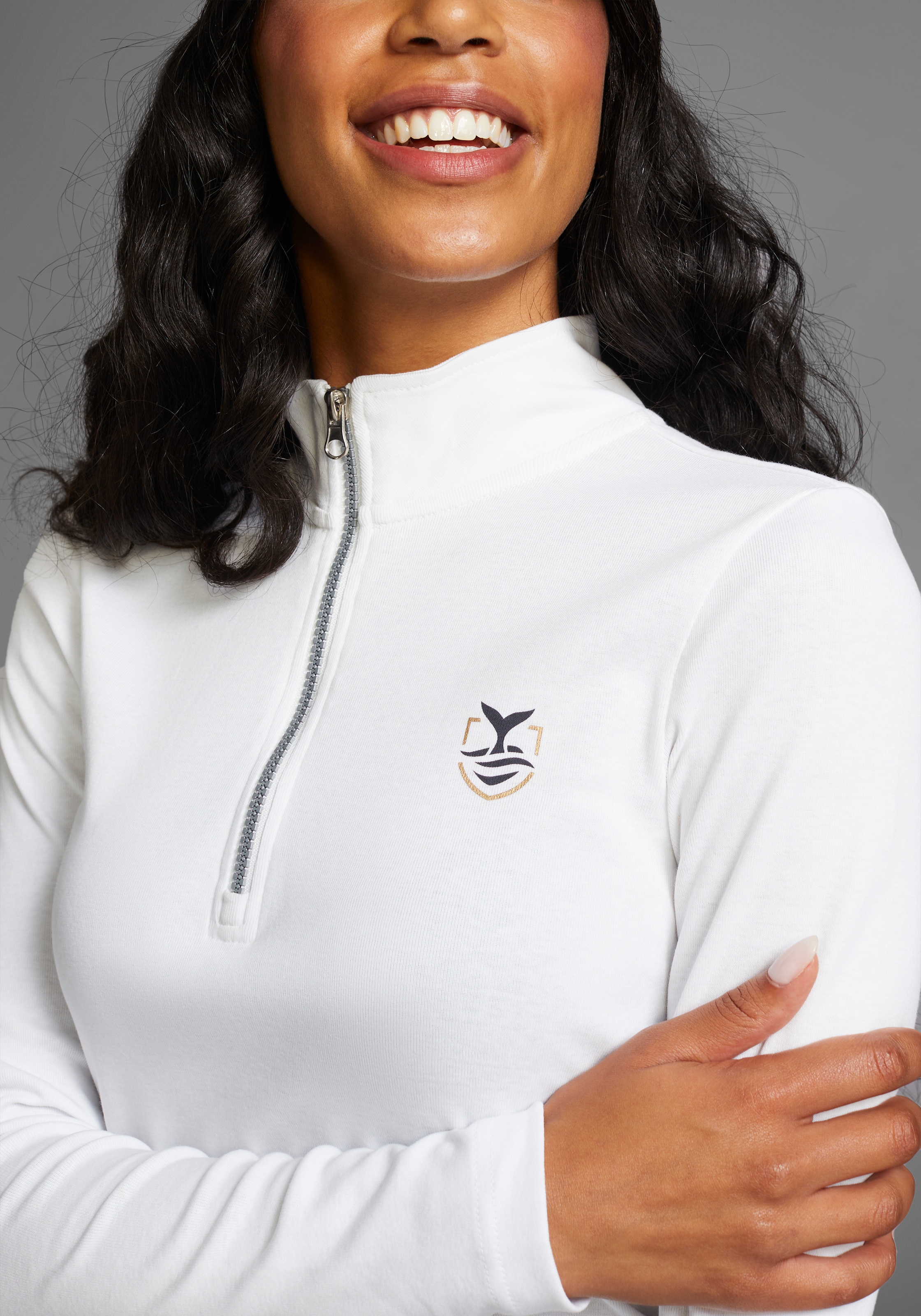 DELMAO Langarmshirt, mit Troyer-Kragen
