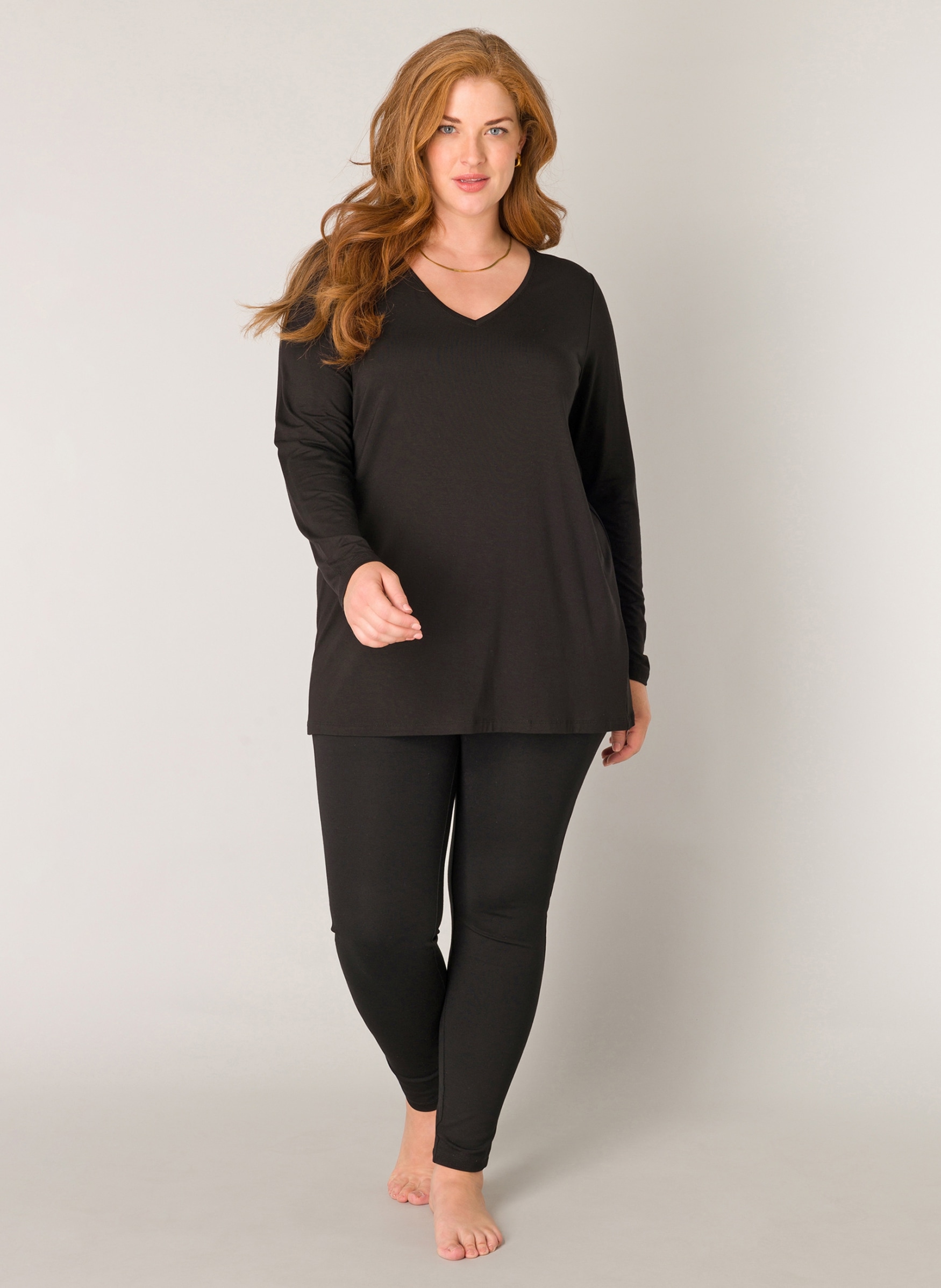 Base Level Curvy Langarmshirt »Alize« Weiche, leicht glänzende Qualität