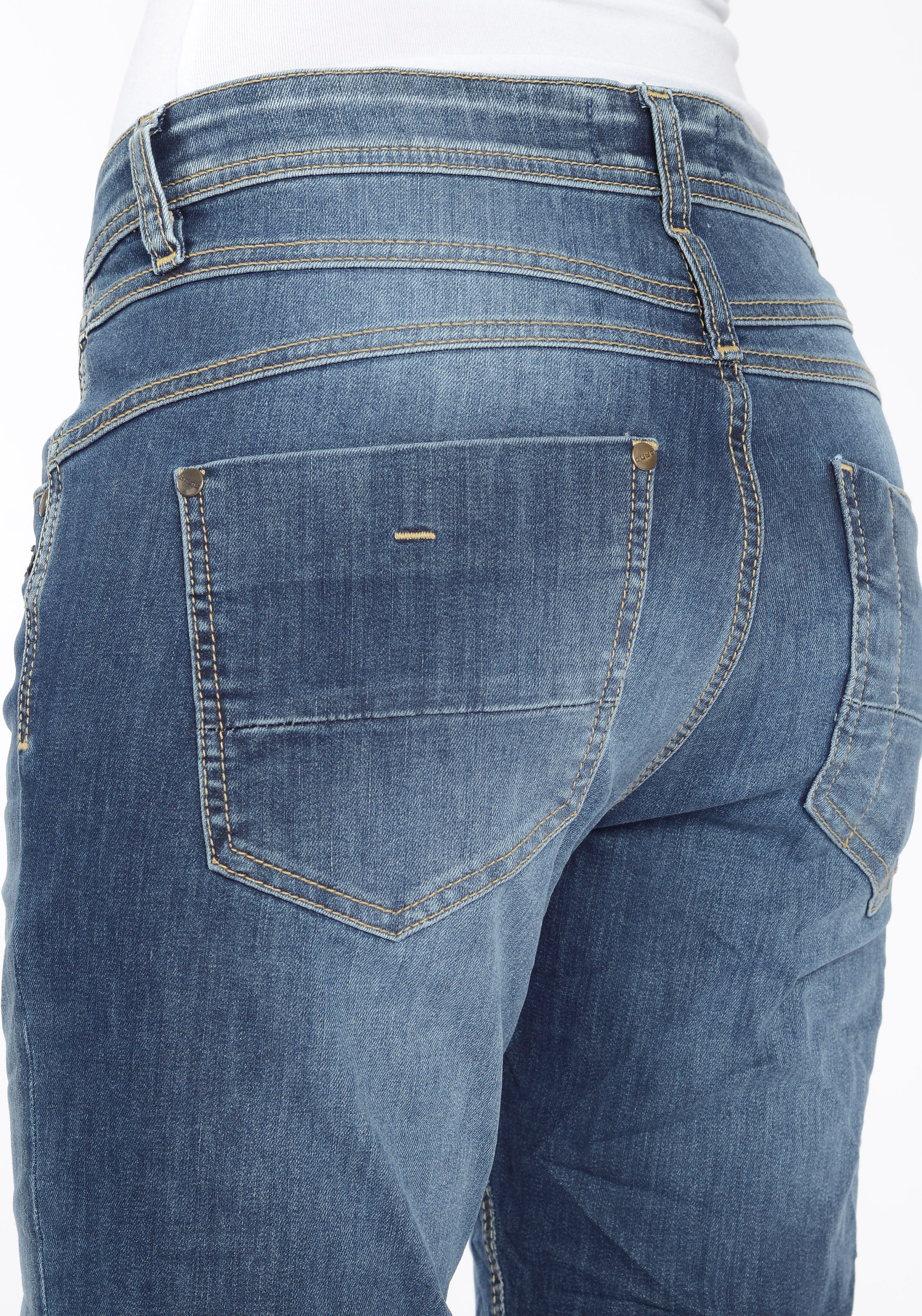 GANG Relax-fit-Jeans »94AMELIE«, perfekter Sitz durch Elasthan-Anteil