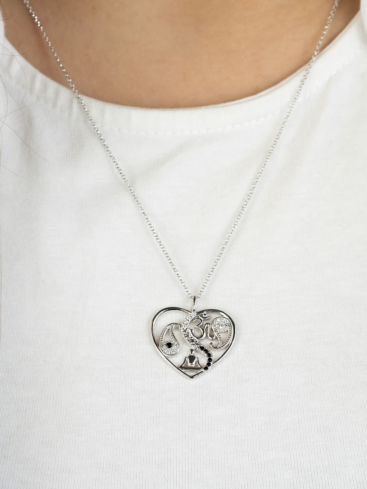 Engelsrufer Kette mit Anhänger »Yin Yang Herz Balance Tropfen Buddha und Om, ERN-YIYAHEART-26-ZI« Made in Germany - mit Zirkonia (synth.)