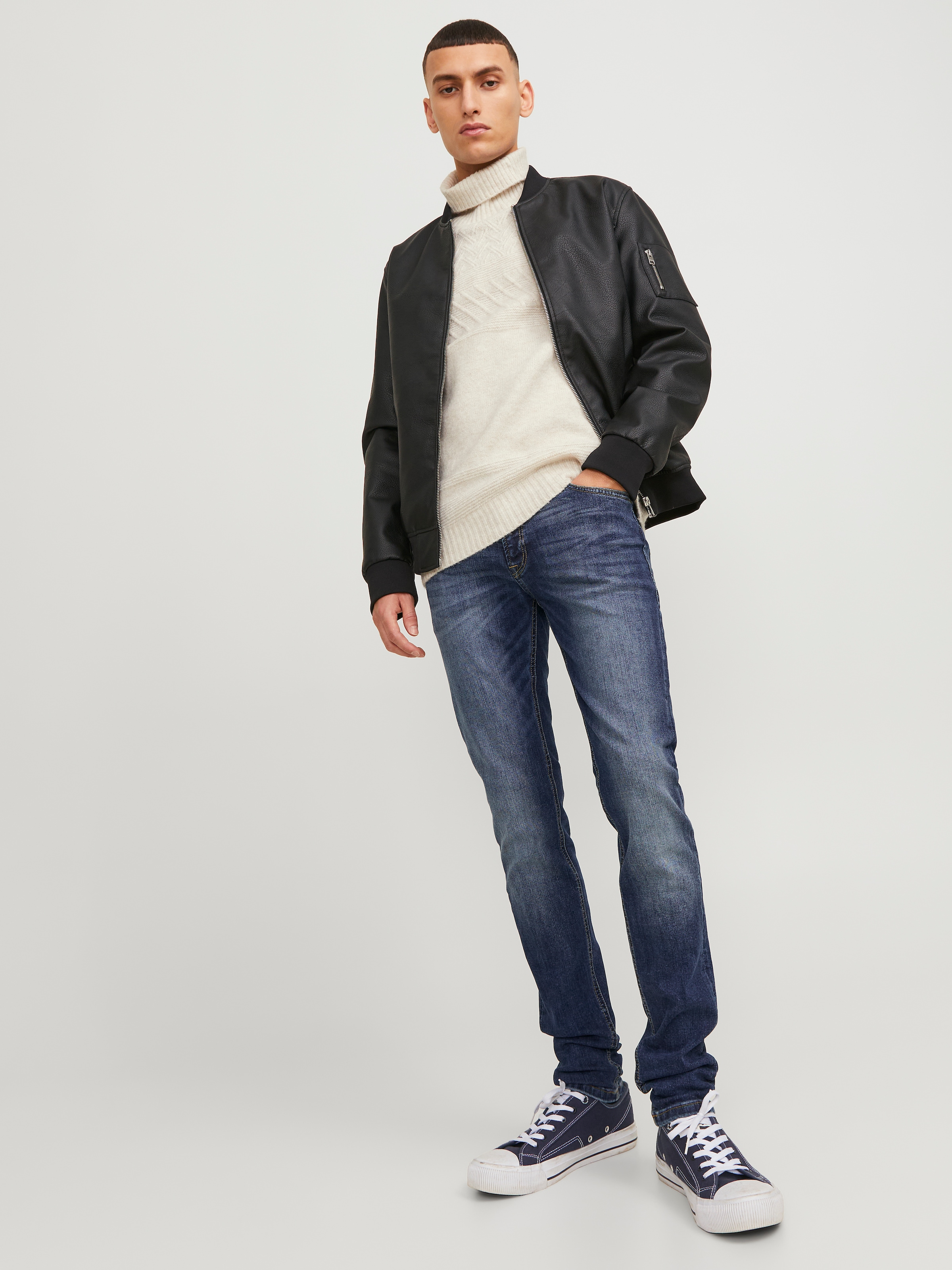 Jack & Jones Skinny-fit-Jeans »JJILIAM  Skinny Jeans mit Used-Waschung für schlanke Silhouette« Abriebeffekte, modisch, skinny fit, Baumwollmischung,