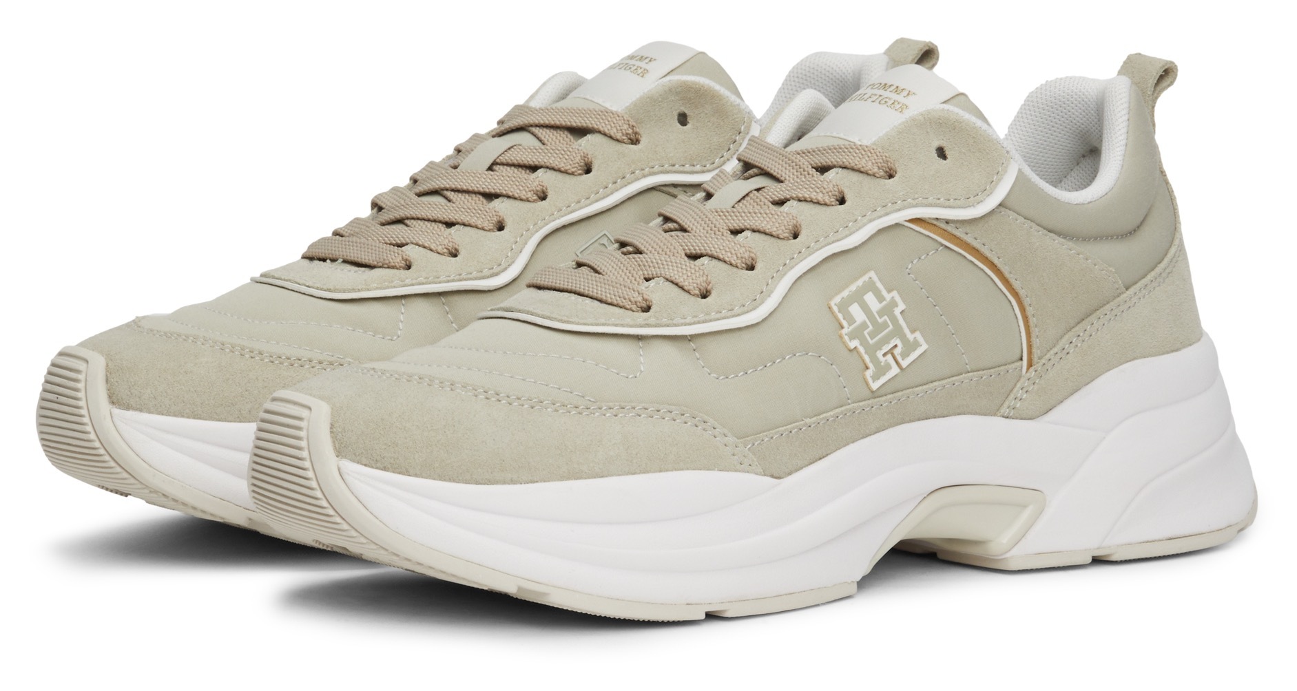 Tommy Hilfiger Plateausneaker »CHUNKY RUNNER VENTILE«, Freizeitschuh, Halbschuh, Schnürschuh mit TH-Monogramm