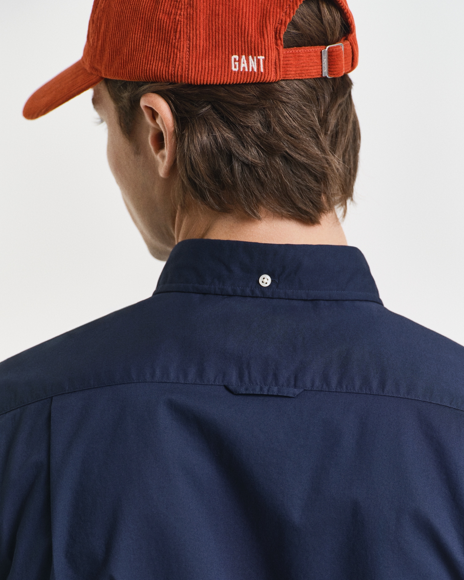 Gant Langarmhemd »Slim Fit Popeline Hemd leichte Baumwolle strapazierfähig pflegeleicht«, mit klassischer Logostickerei auf der Brust
