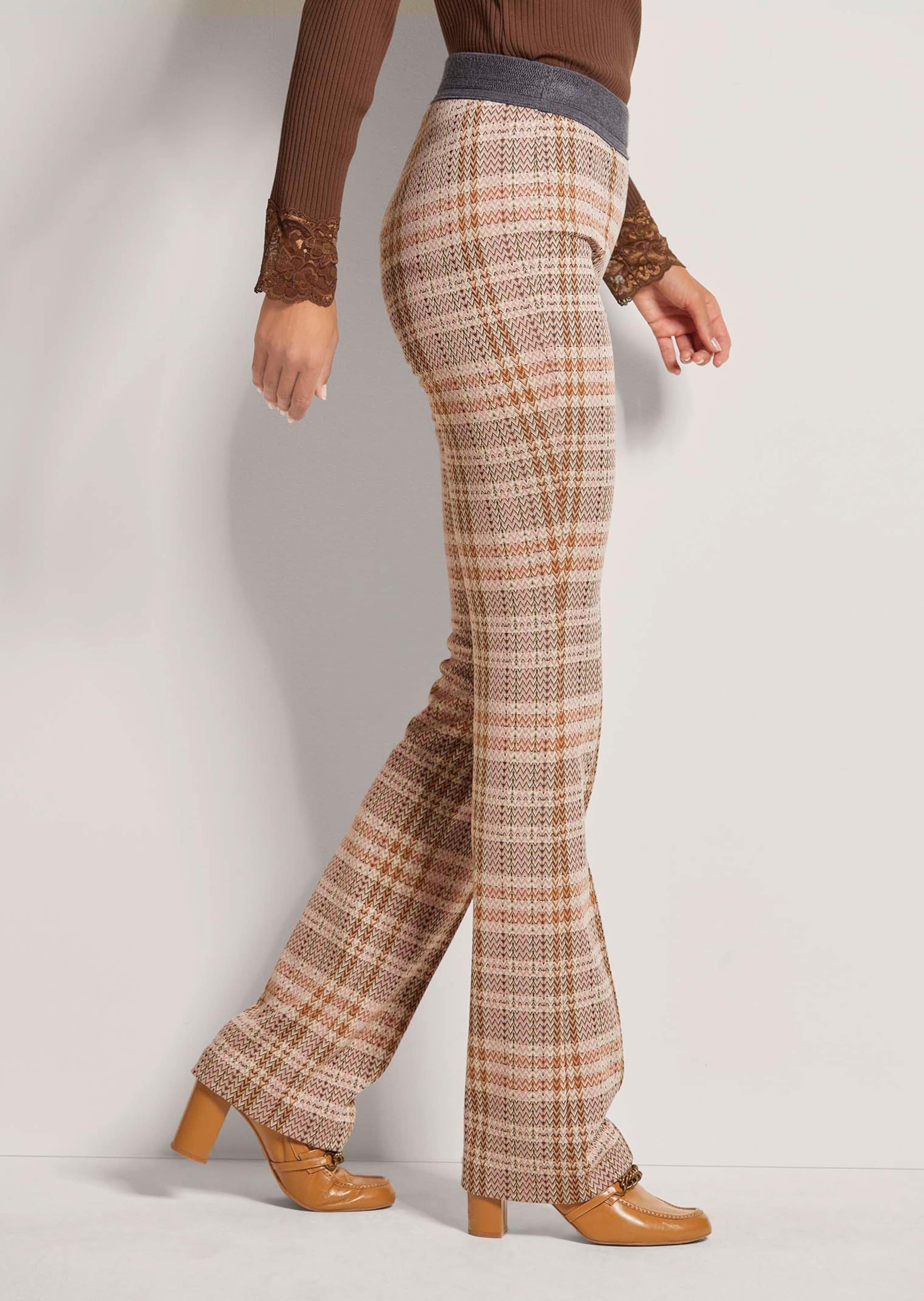 MADELEINE Stoffhose »Hose Schlupfhose in ausgestellter Form«