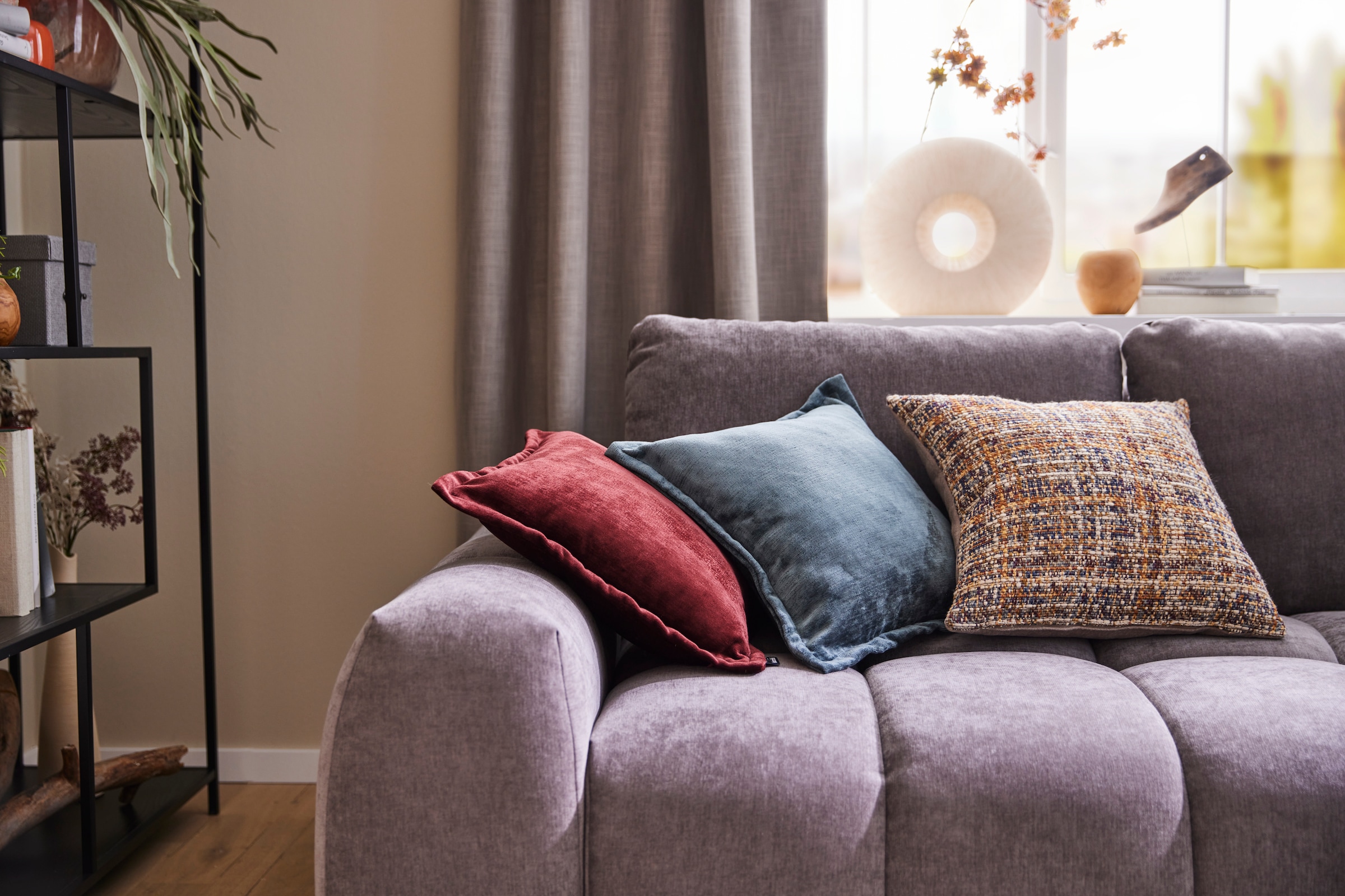INOSIGN Ecksofa »AZITA klein optionale Schlafsofa mit Bettkasten, B/T/H: 270/166,5/84cm«, L-Form mit Wellenunterfederung, Bubble-Optik