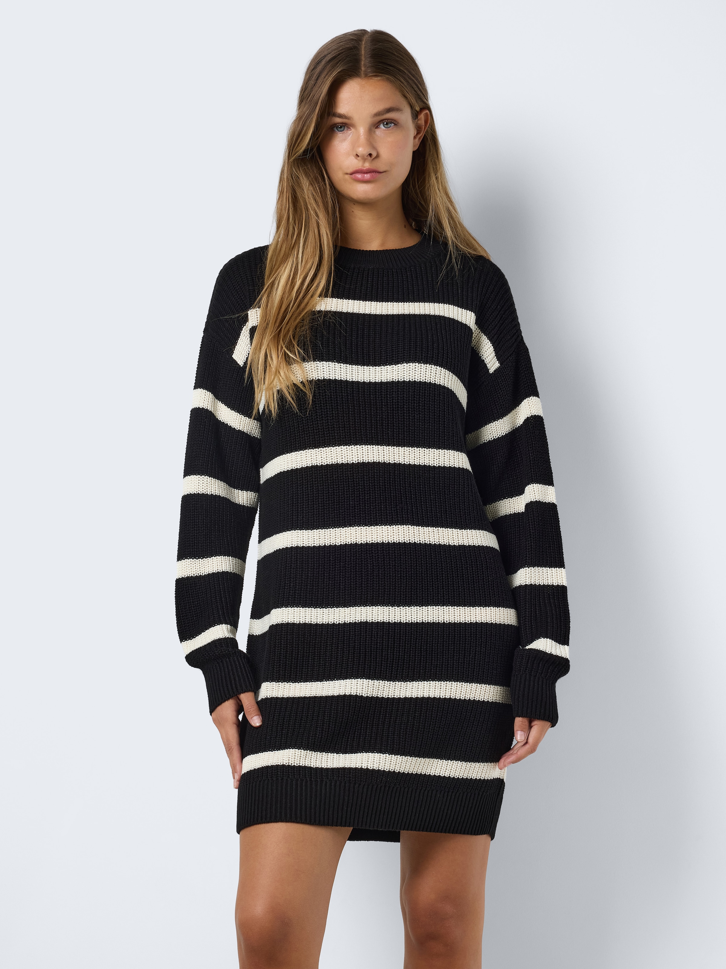 Strickkleid »NMMAYSA L/S O-NECK KNIT DRESS NOOS«