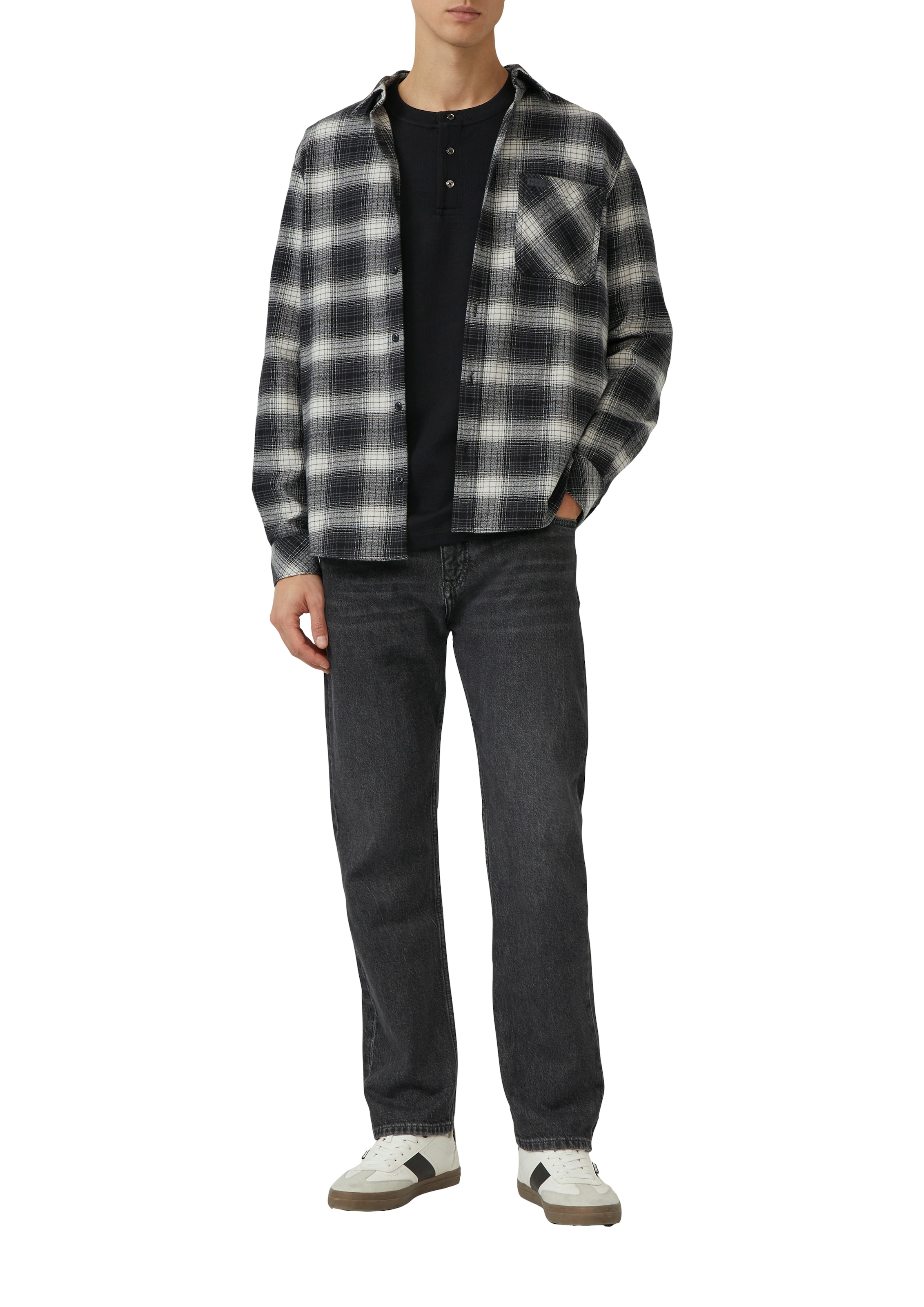 s.Oliver Langarmshirt mit Logo Stickerei