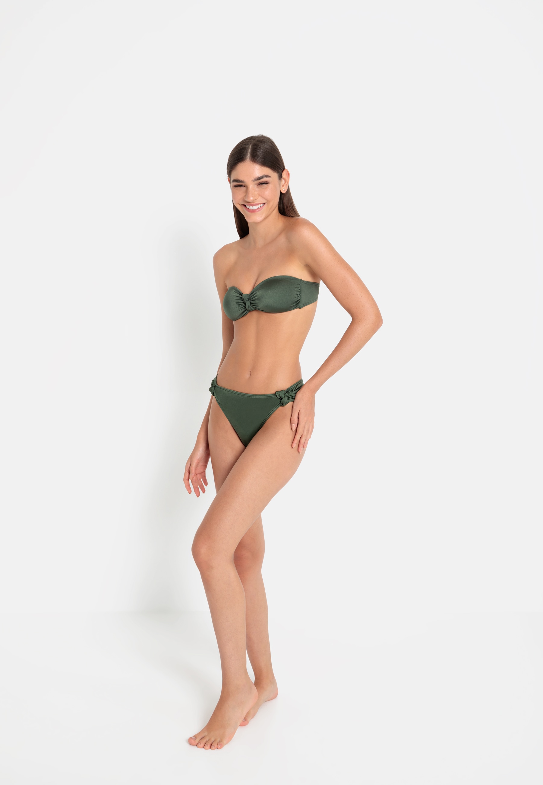 LSCN by LASCANA Bikini-Hose »Nele«, mit glänzender Beschichtung
