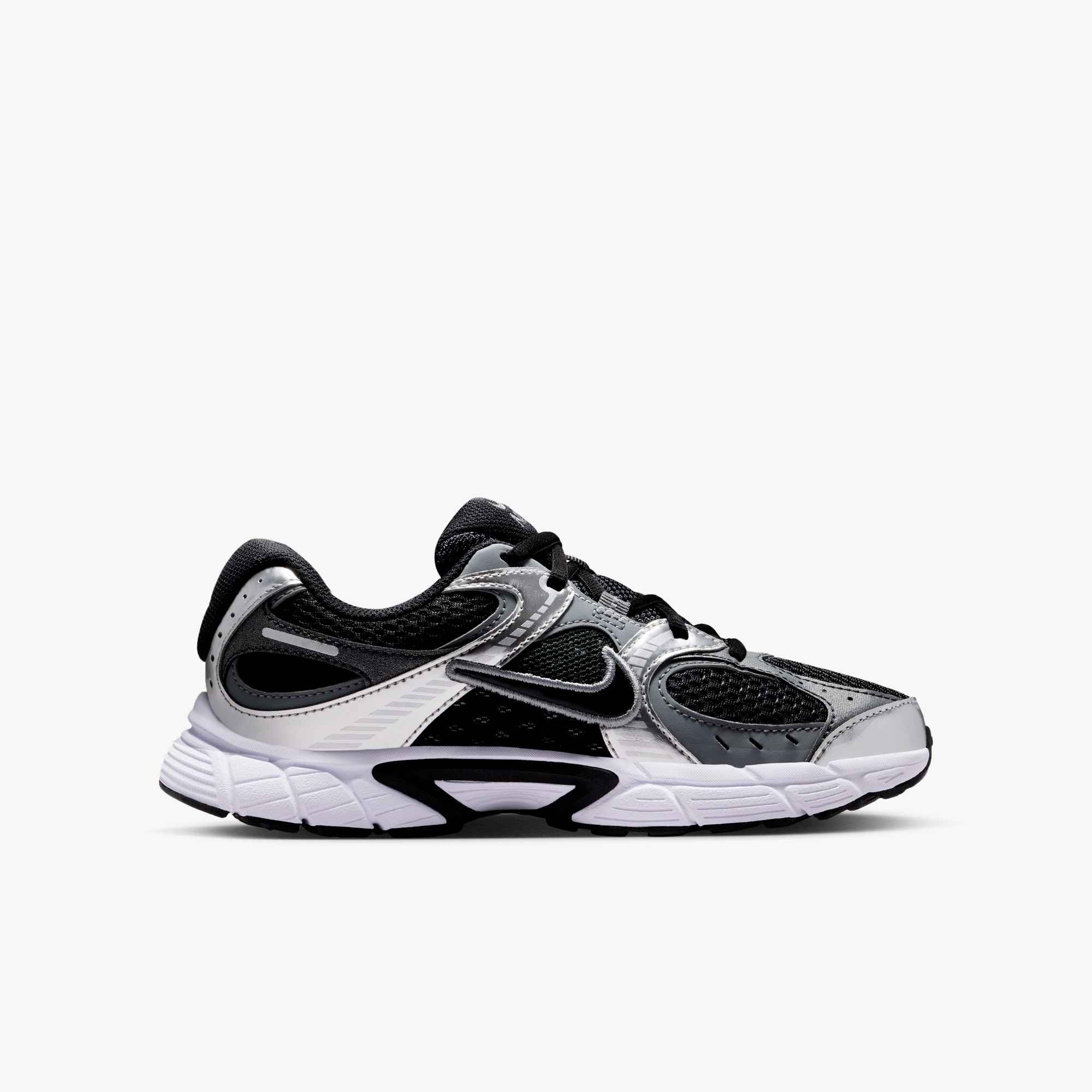 Nike Sportswear Sneaker »V5 RNR (GS)«  inspiriert vom Design des Y2K Nike Vomero 5 für Jugendliche