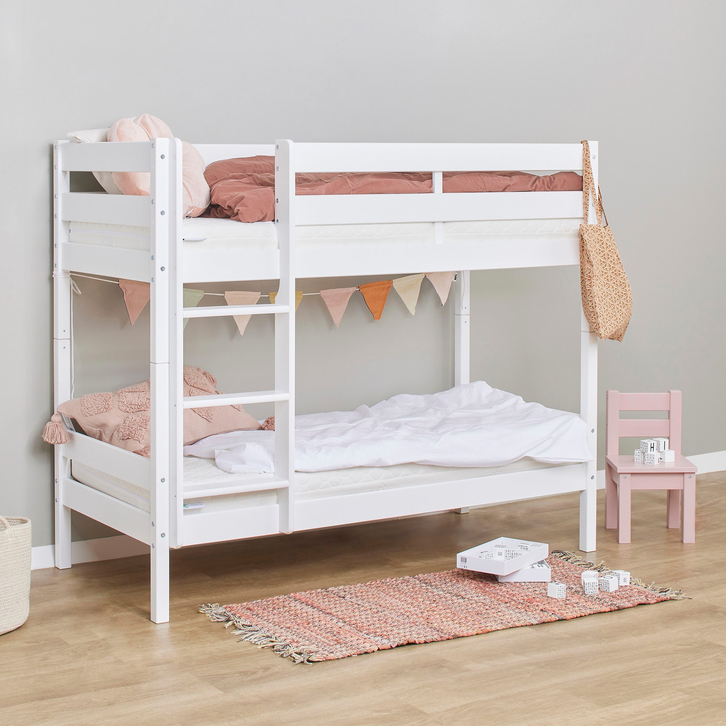 Hoppekids Etagenbett »ECO Comfort Kinderbett 90x200 oder 70x160 aus Massivholz in 4 Farben« TÜV, FSC und Nordisches Umweltzeichen – wahlweise mit Matratzen