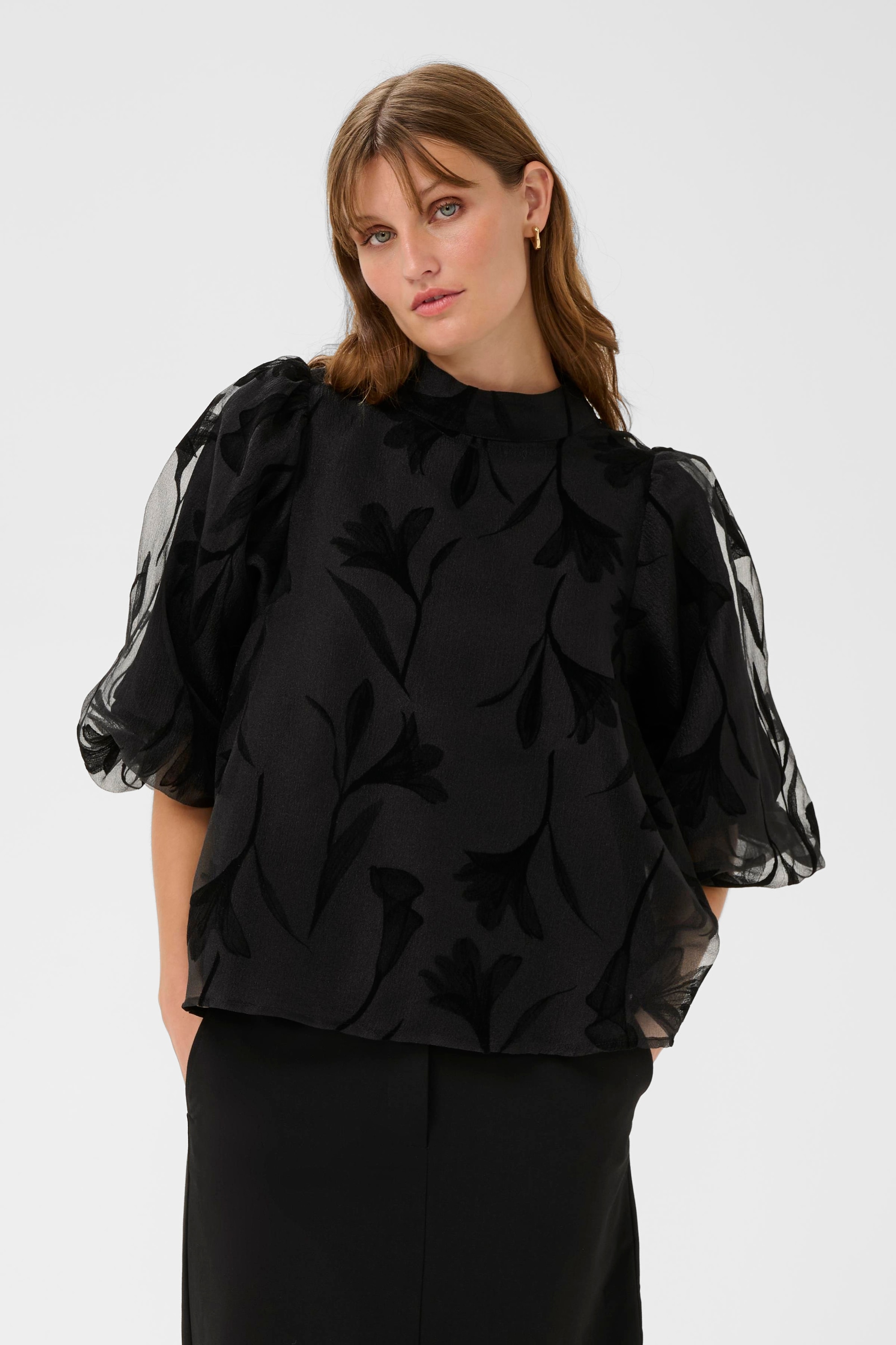 SOAKED IN LUXURY Kurzarmbluse »Bluse kurzarm SLPhilomena«