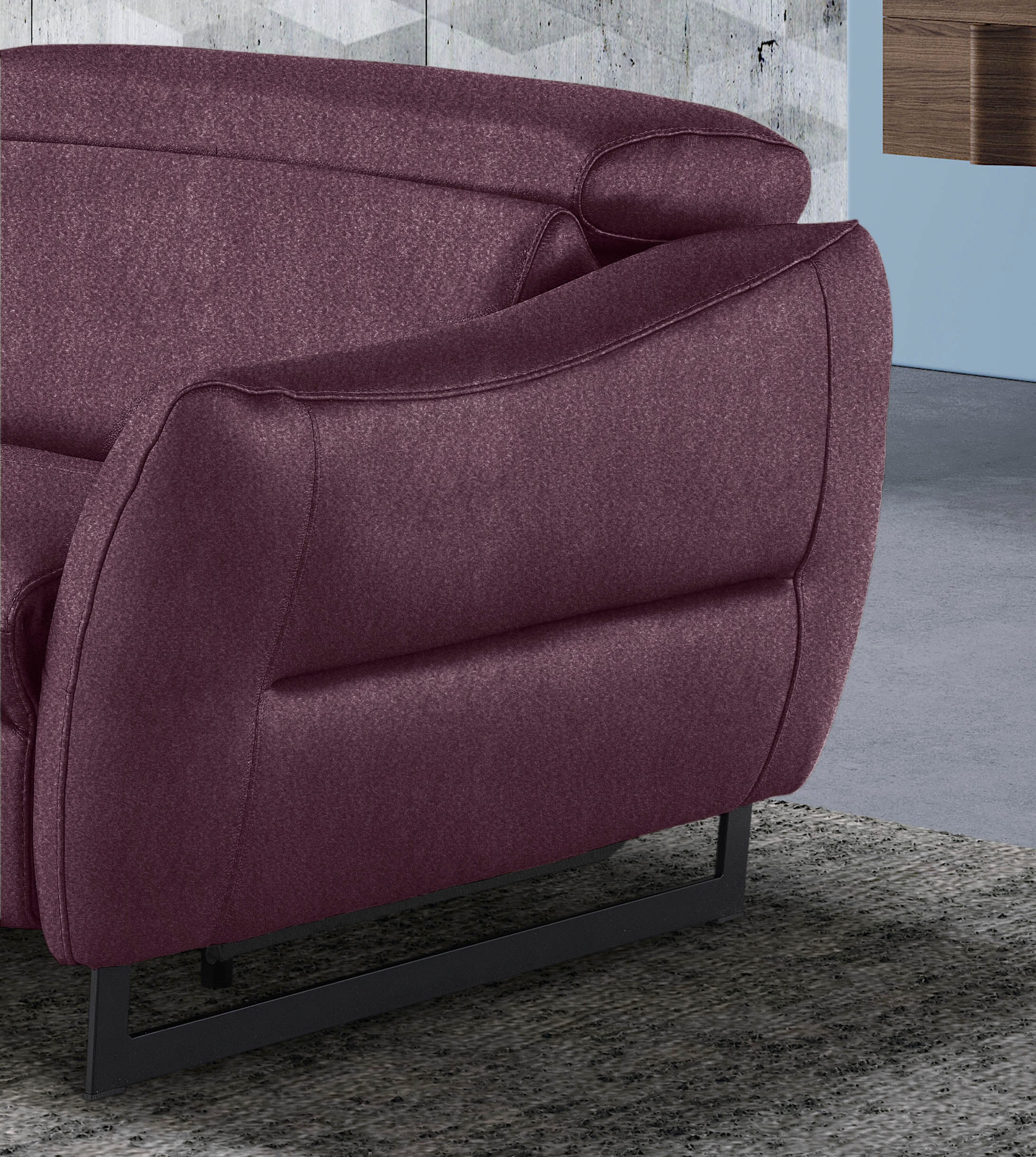 Egoitaliano 2,5-Sitzer »Dafne, elegantes Designsofa mit hohem Sitzkomfort«, wahlw. mit elektrischer Relaxfunktion, Kopfteile manuell verstellbar