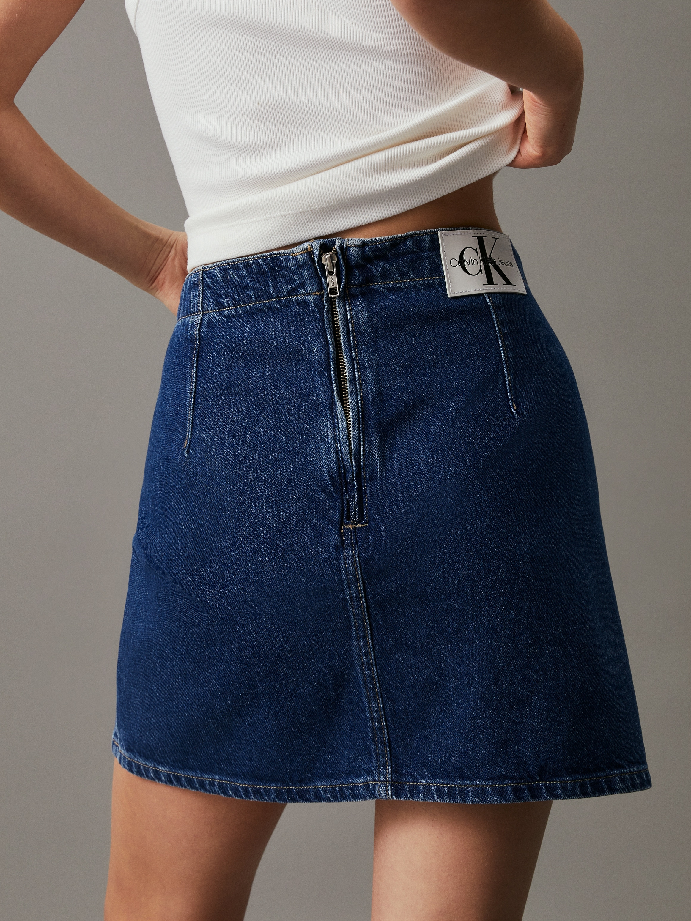 Calvin Klein Jeans A-Linien-Rock »MR A LINE DARTED MINI SKIRT«, mit Logomarkenlabel