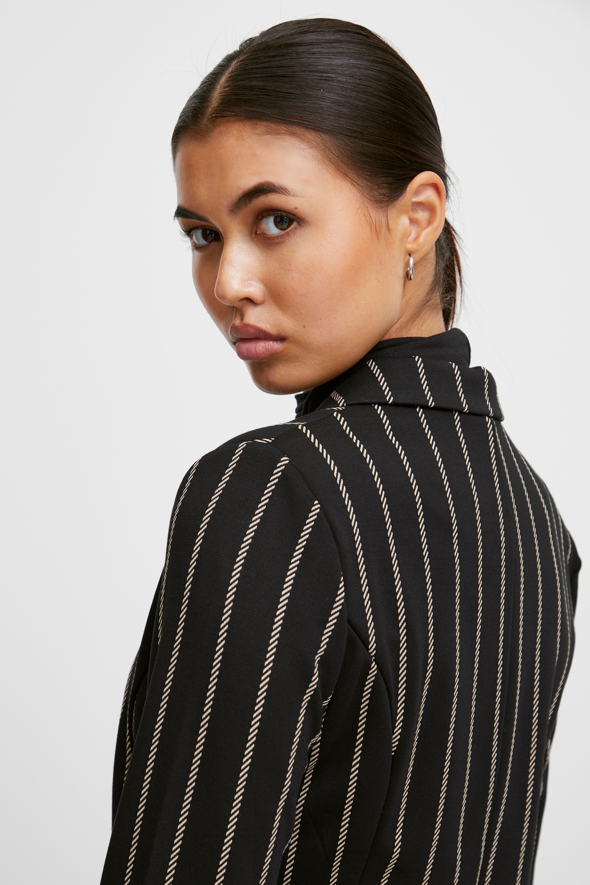Ichi Blusenblazer »Damen Blazer IHRUTI«