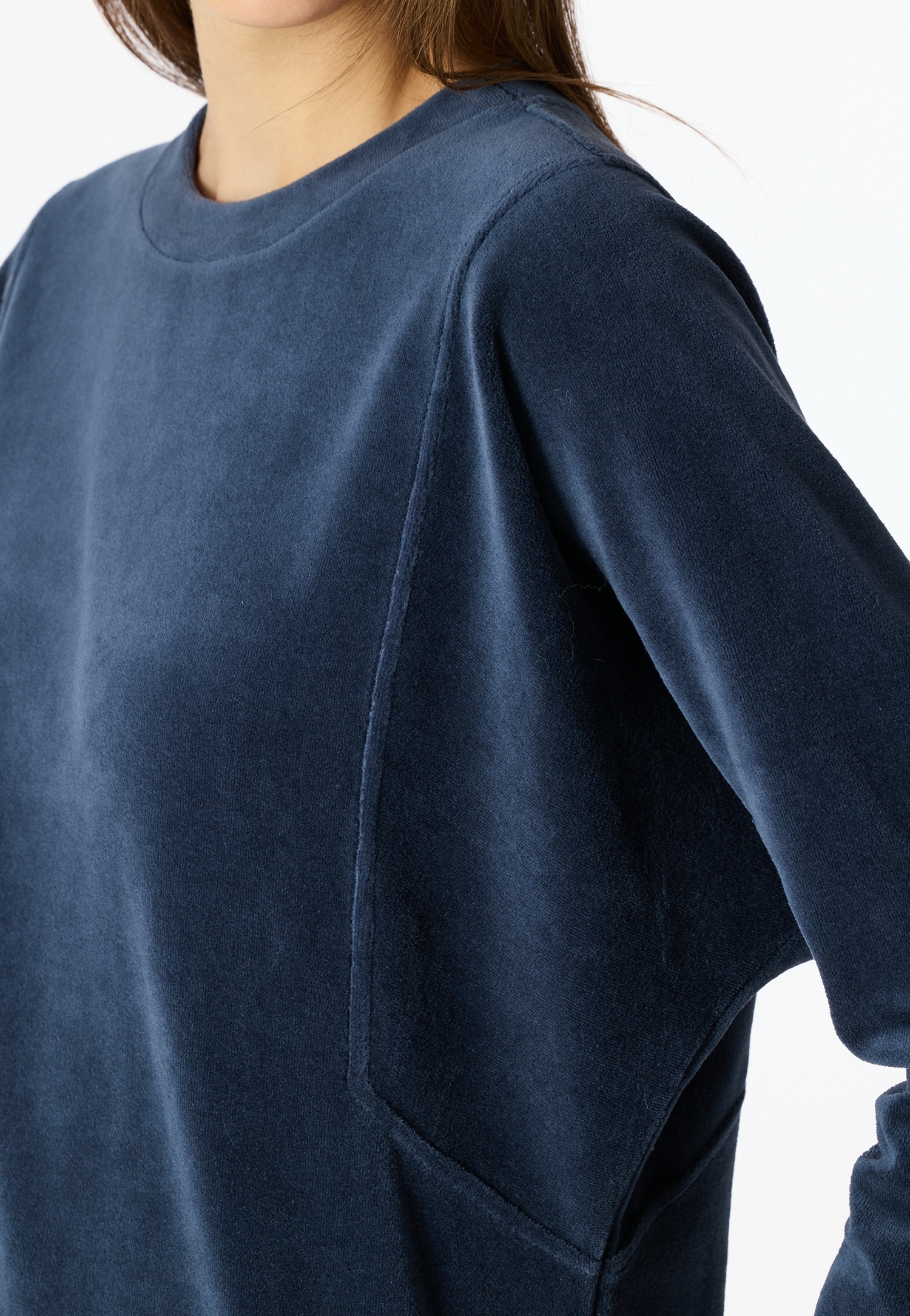 Schiesser Loungeanzug »Casual Velour« Rundhalsausschnitt, Velour-Qualität