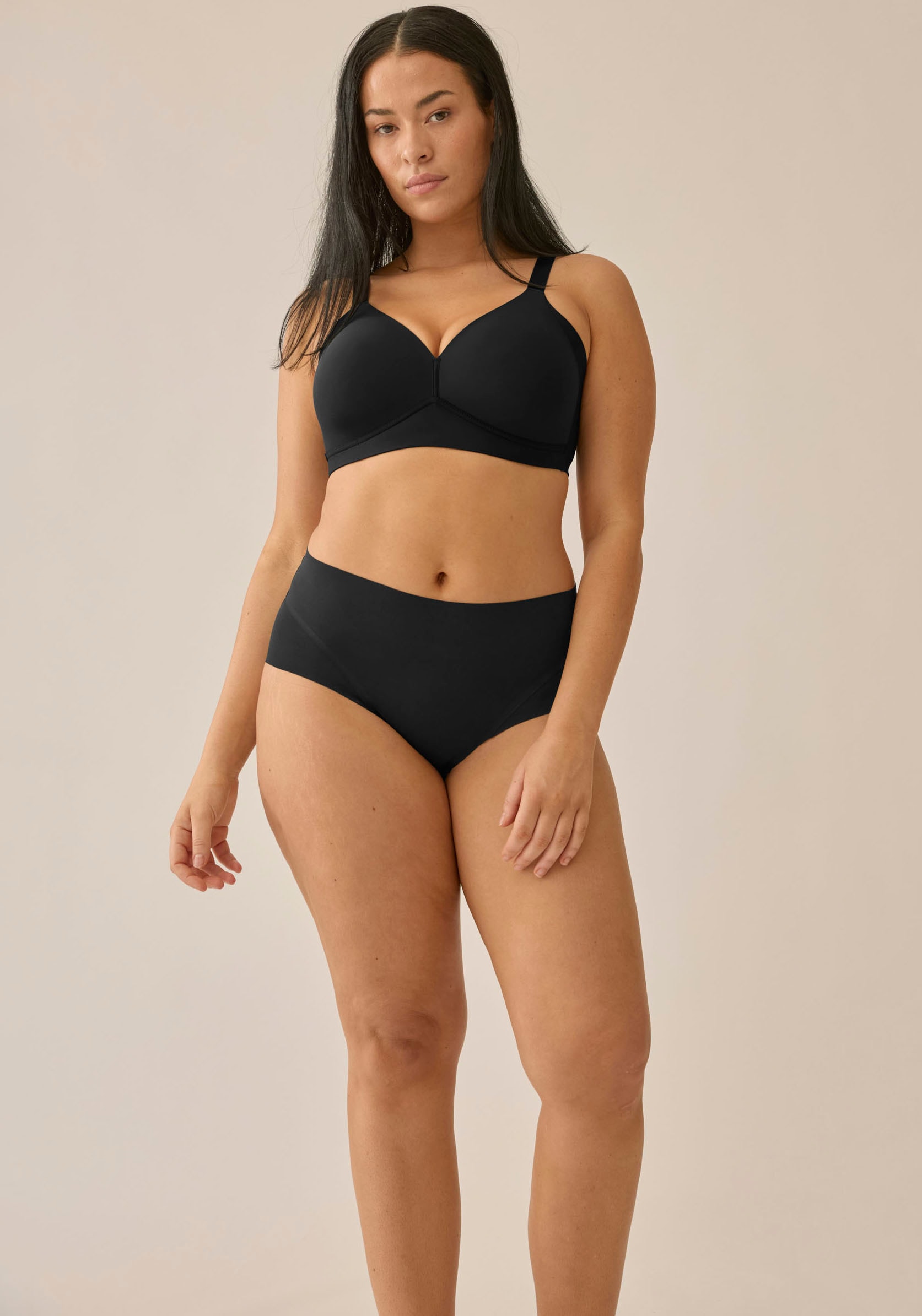 Naturana Soft-BH »Smoothing« flache nahtlose Abschlüsse, breites Unterbrustband, ohne Bügel, basic