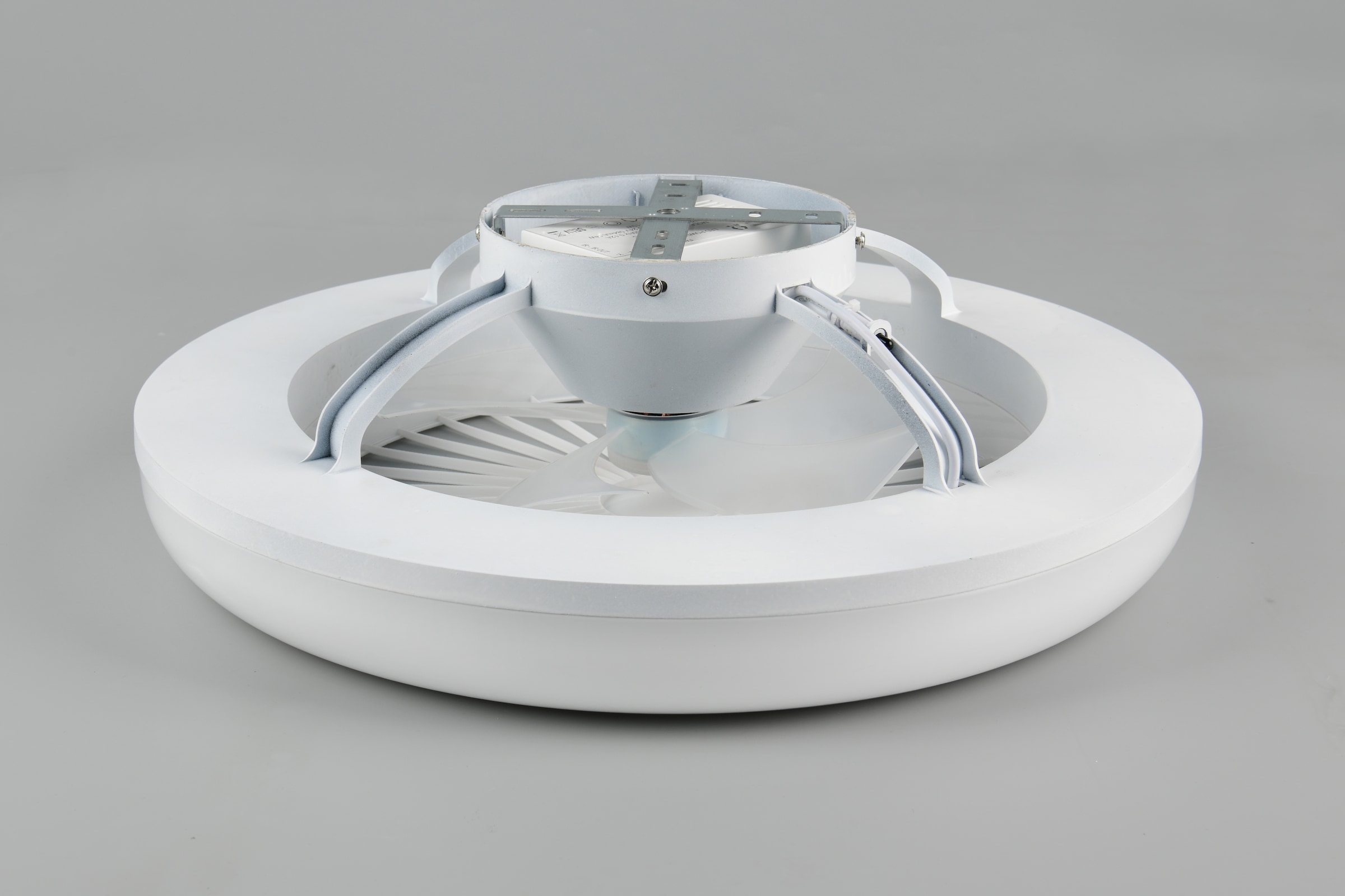 REALITY Leuchten LED Deckenleuchte »MORA mit Ventilator, Deckenventilator mit Licht inkl. Fernbedienung« LED-Board 1 Stk. warmweiß - kaltweiß 3 Geschwindigkeiten Timer, LED dimmbar CCT Nachtlicht