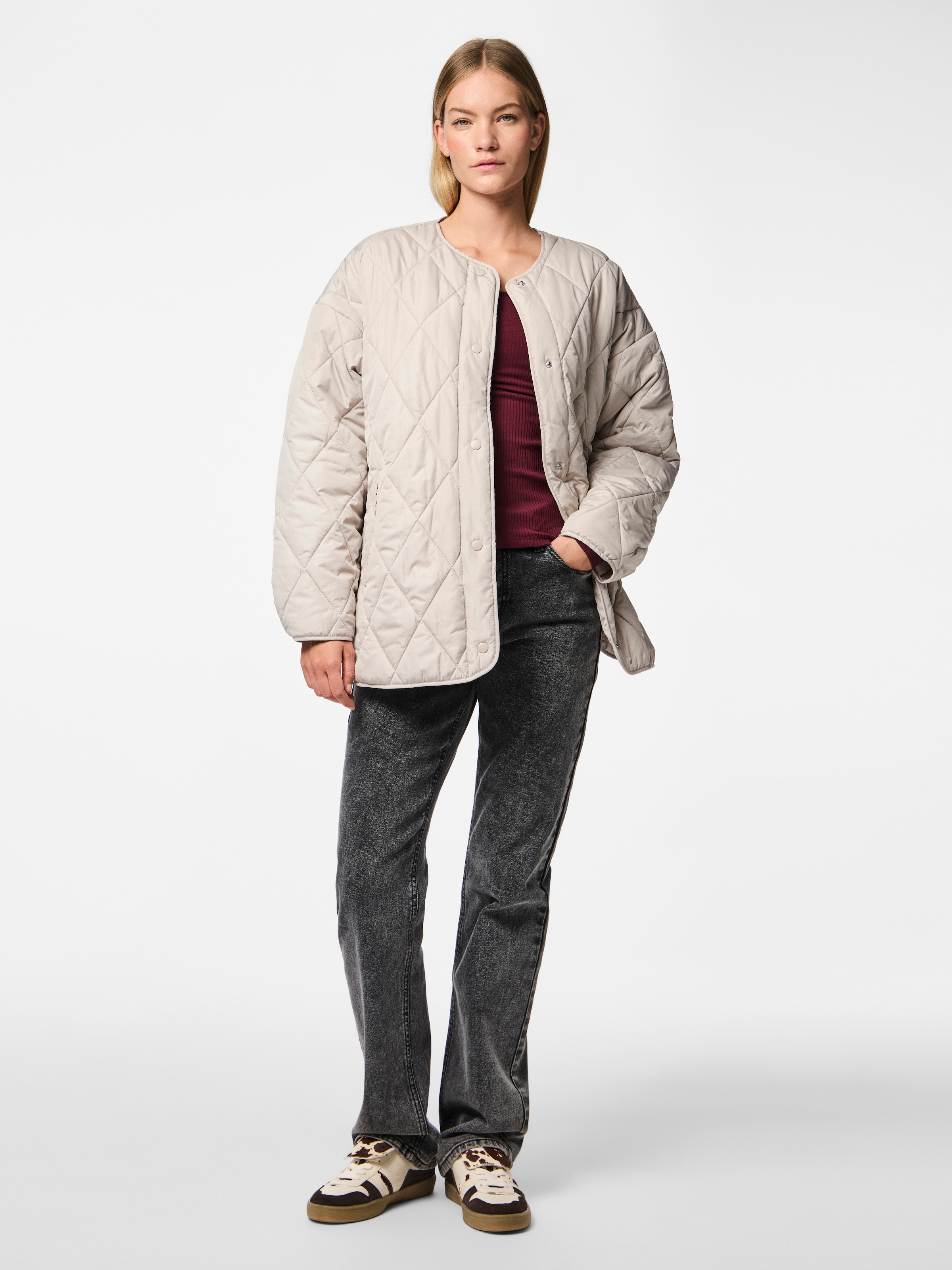 pieces Steppjacke »PCSTELLA QUILTED JACKET NOOS BC« Kunstfaser