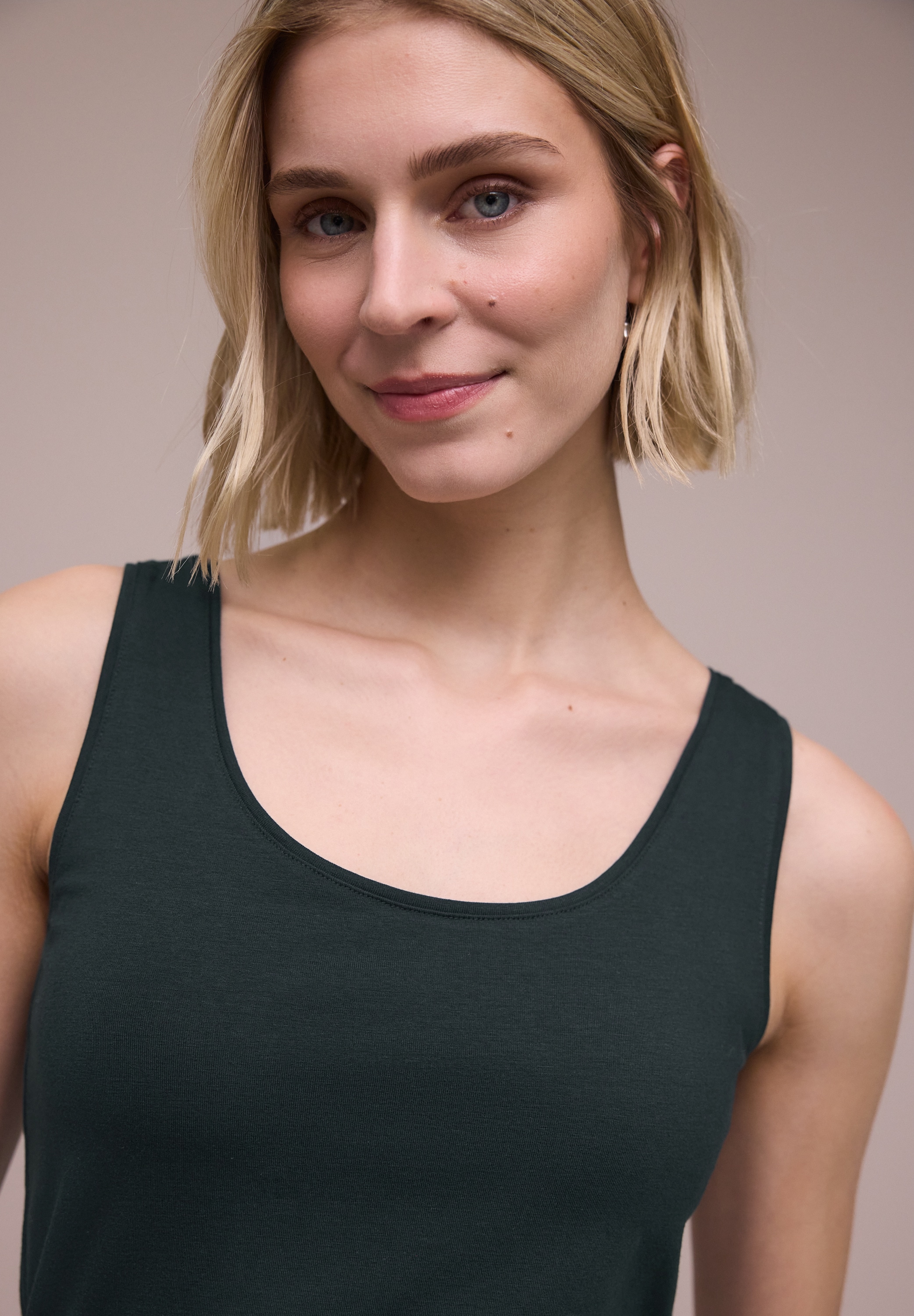 STREET ONE Tanktop »Style Anni« mit Stretchanteil
