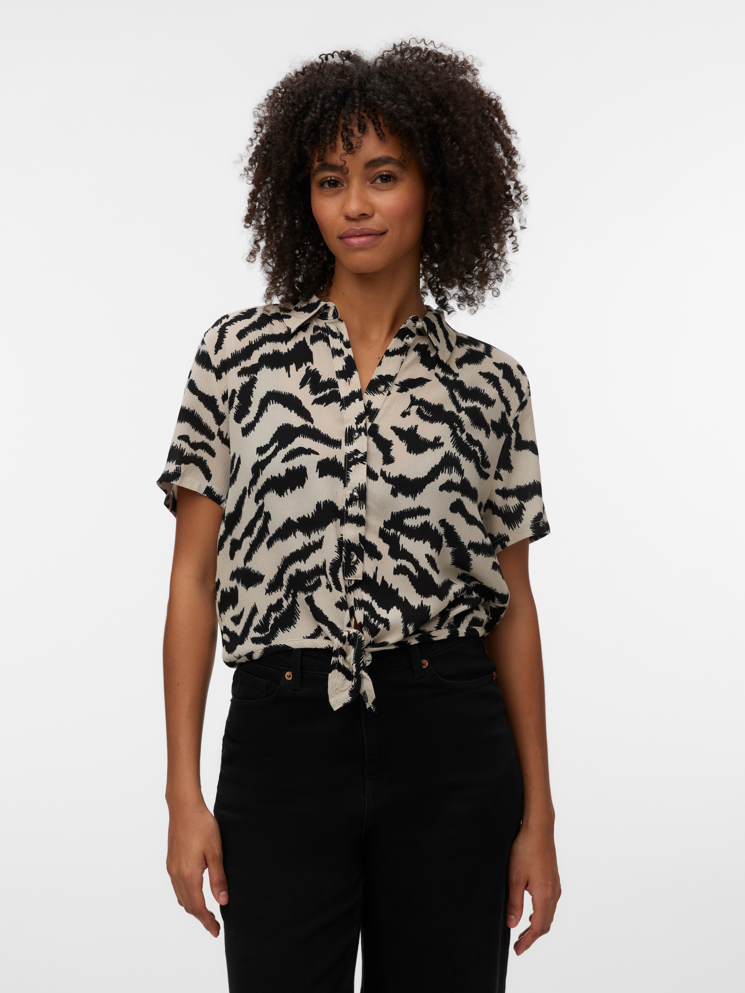 Vero Moda Kurzarmbluse »VMMENNY TIE SS SHIRT WVN GA« Viskose, relaxed fit