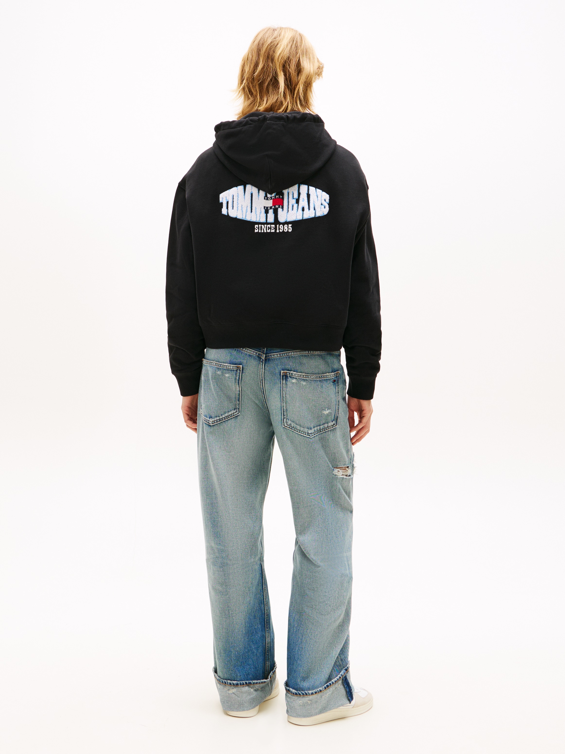 Tommy Jeans Kapuzensweatshirt »TJW RLX SH WAVY FLAG HOODIE«, im Relaxed Fit, Baumwoll-Qualität

