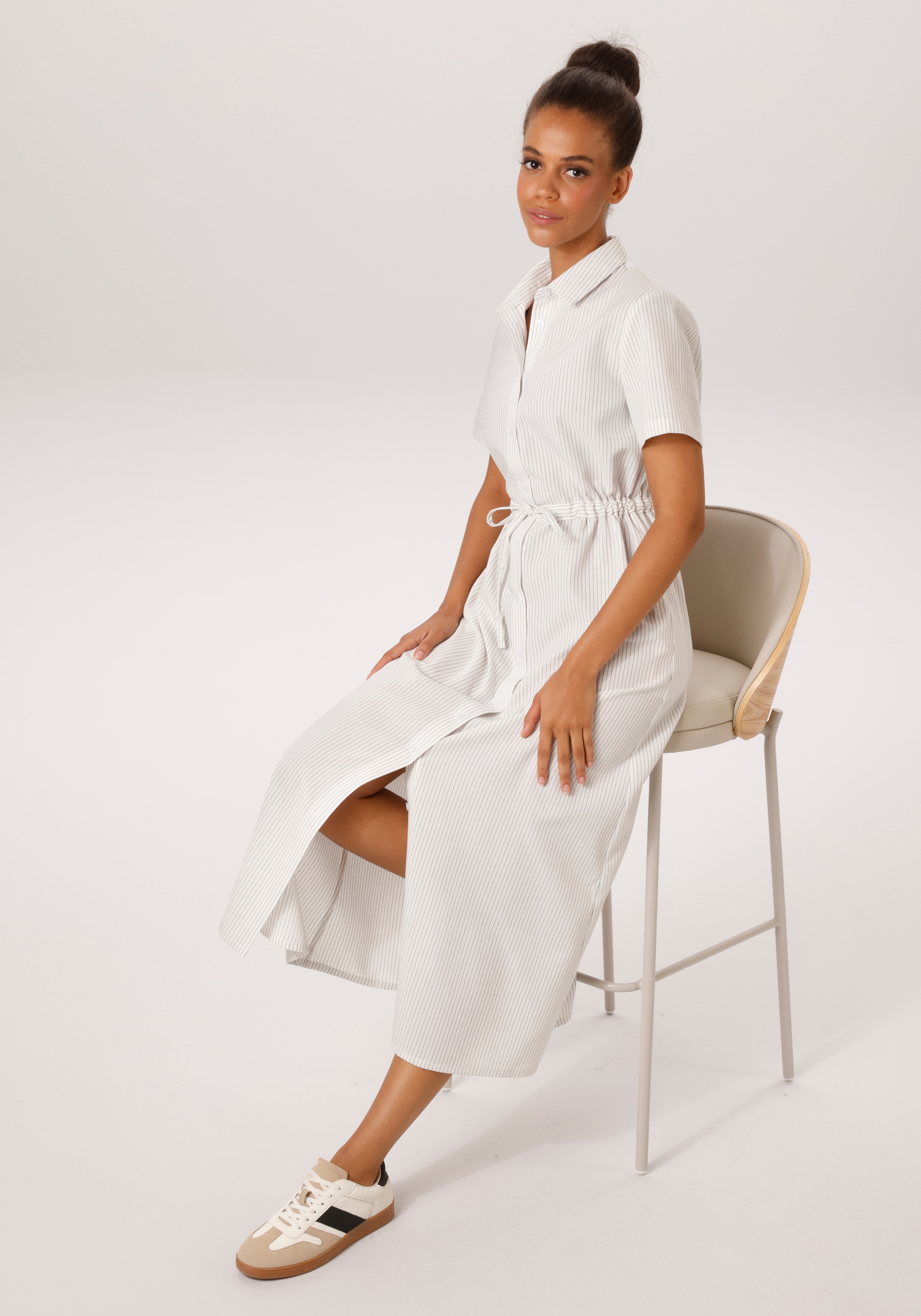 Aniston CASUAL Sommerkleid im edlen Nadelstreifen-Dessin - NEUE KOLLEKTION