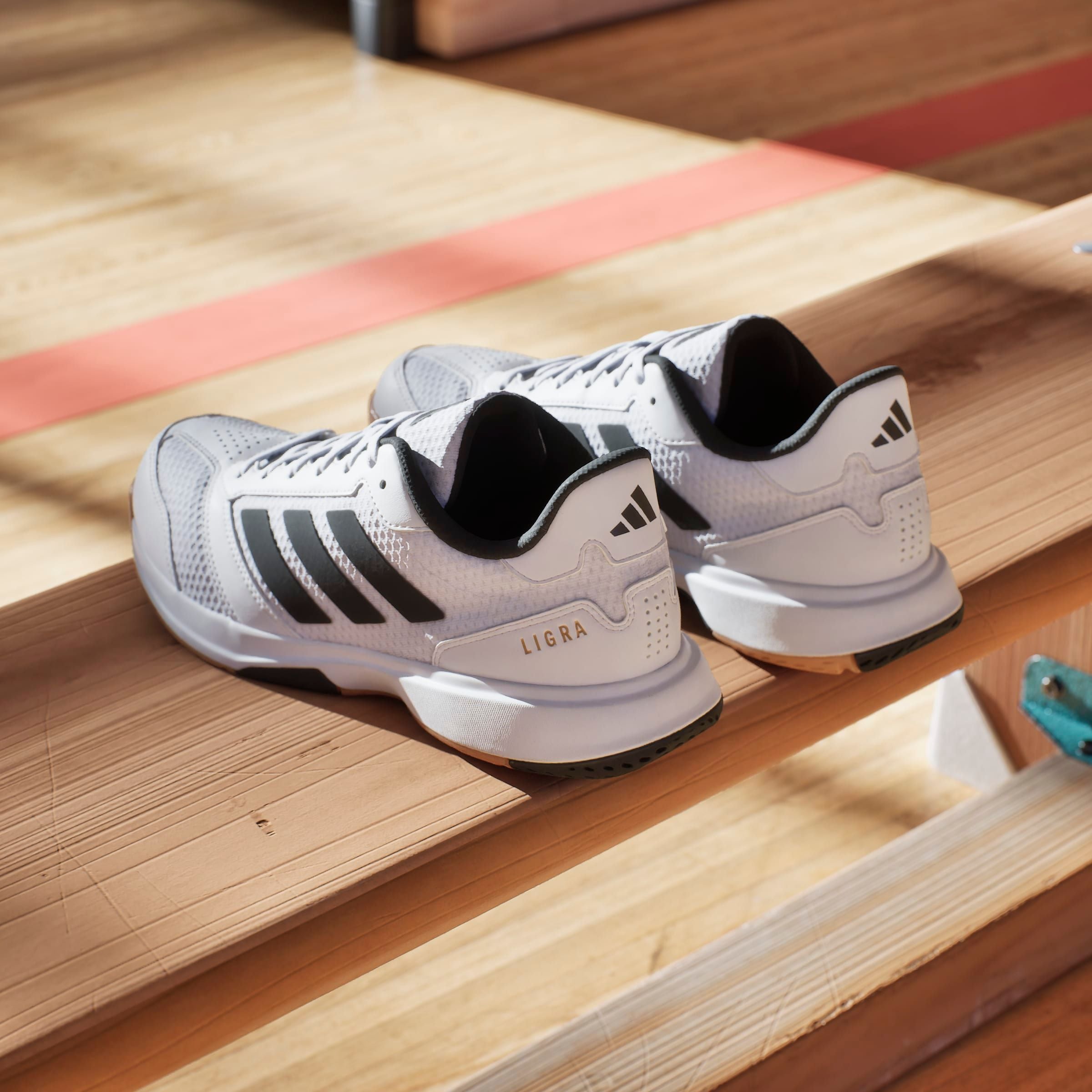 adidas Performance Hallenschuh »LIGRA 8 INDOOR«, geeignet für jeden Hallensport
