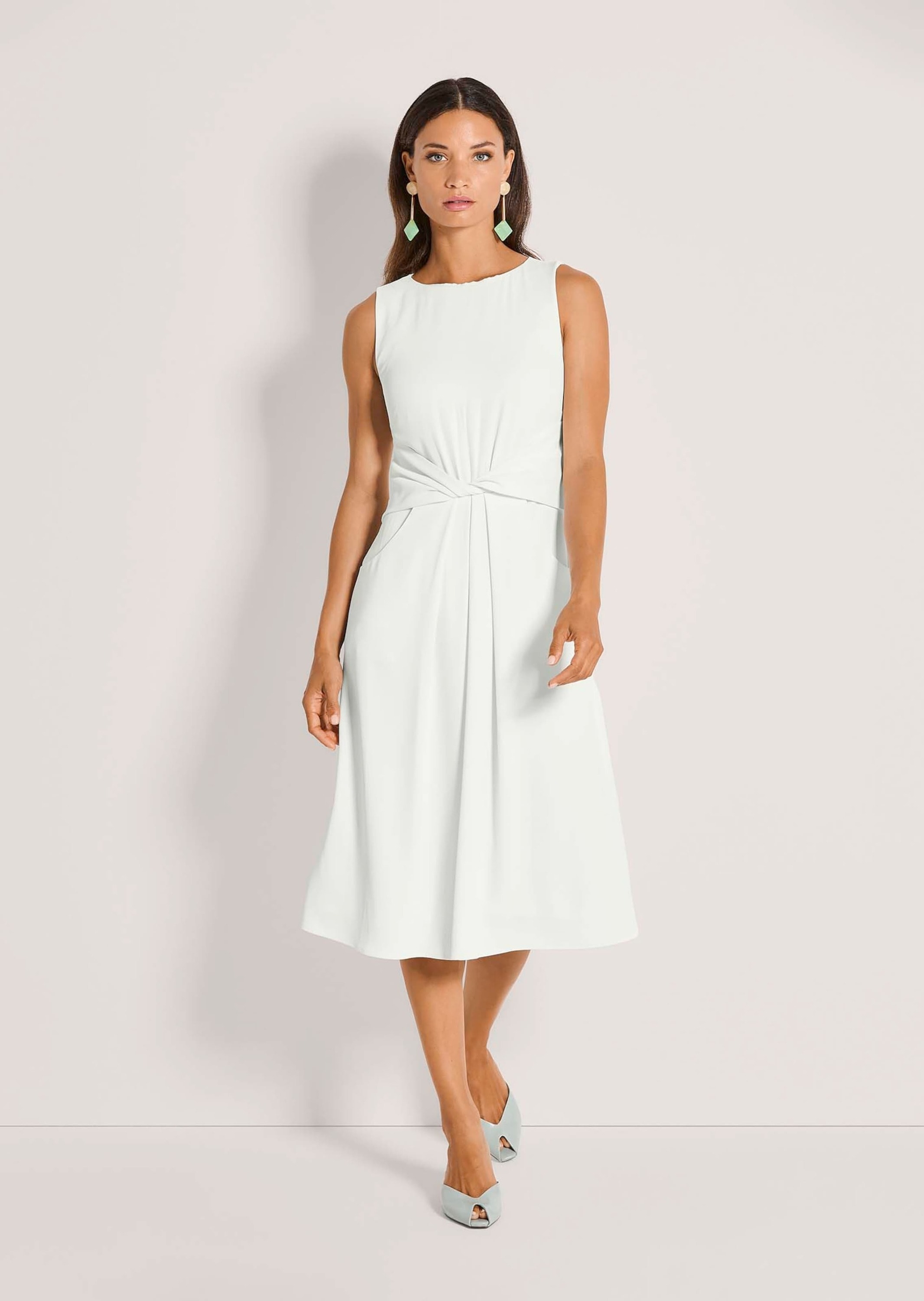 MADELEINE Sommerkleid »Jerseykleid Midikleid mit eleganter Drapierung« Eingrifftasche Kleid mit Tappierung in der Taillie im Vorderteil