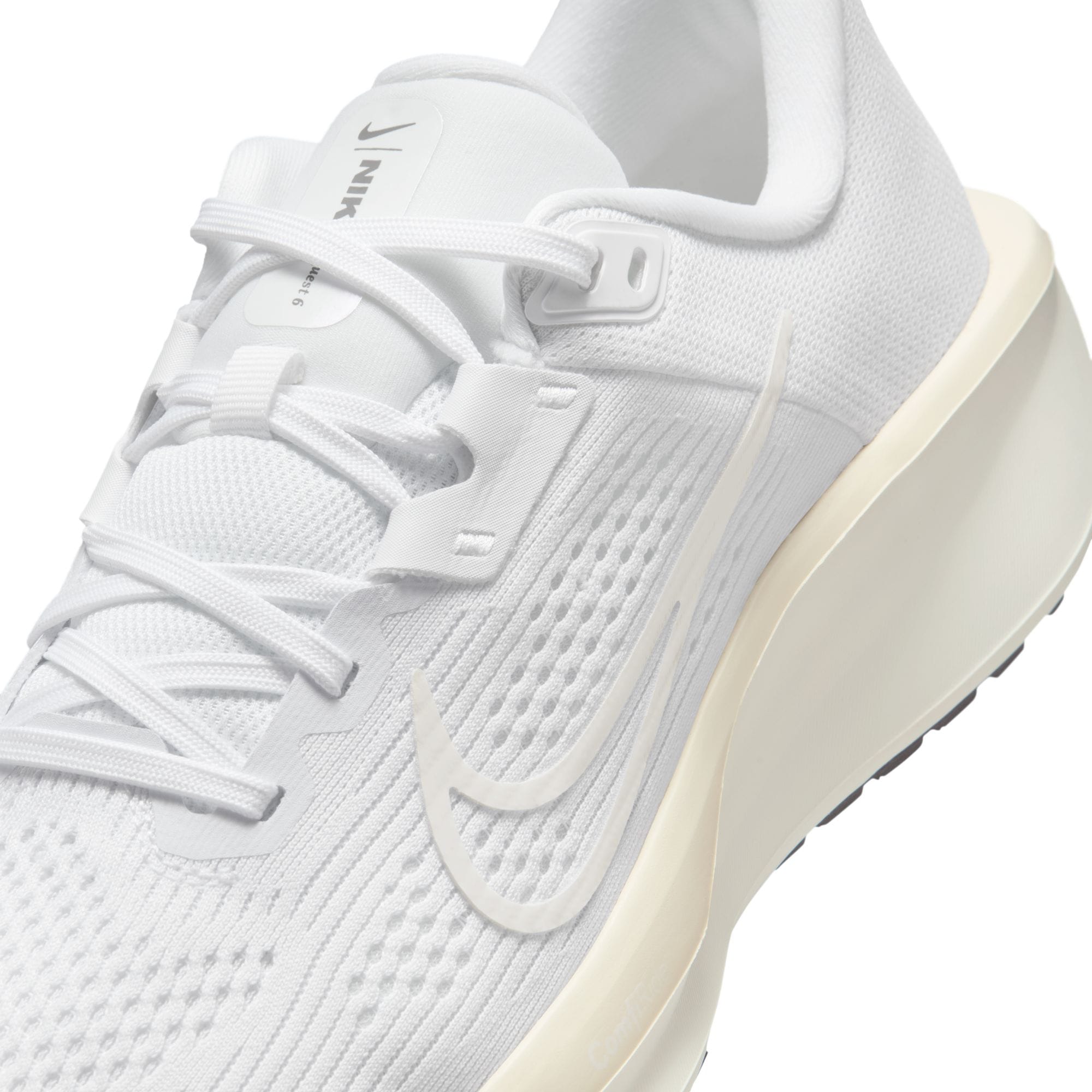 Nike Laufschuh »WMNS QUEST 6«