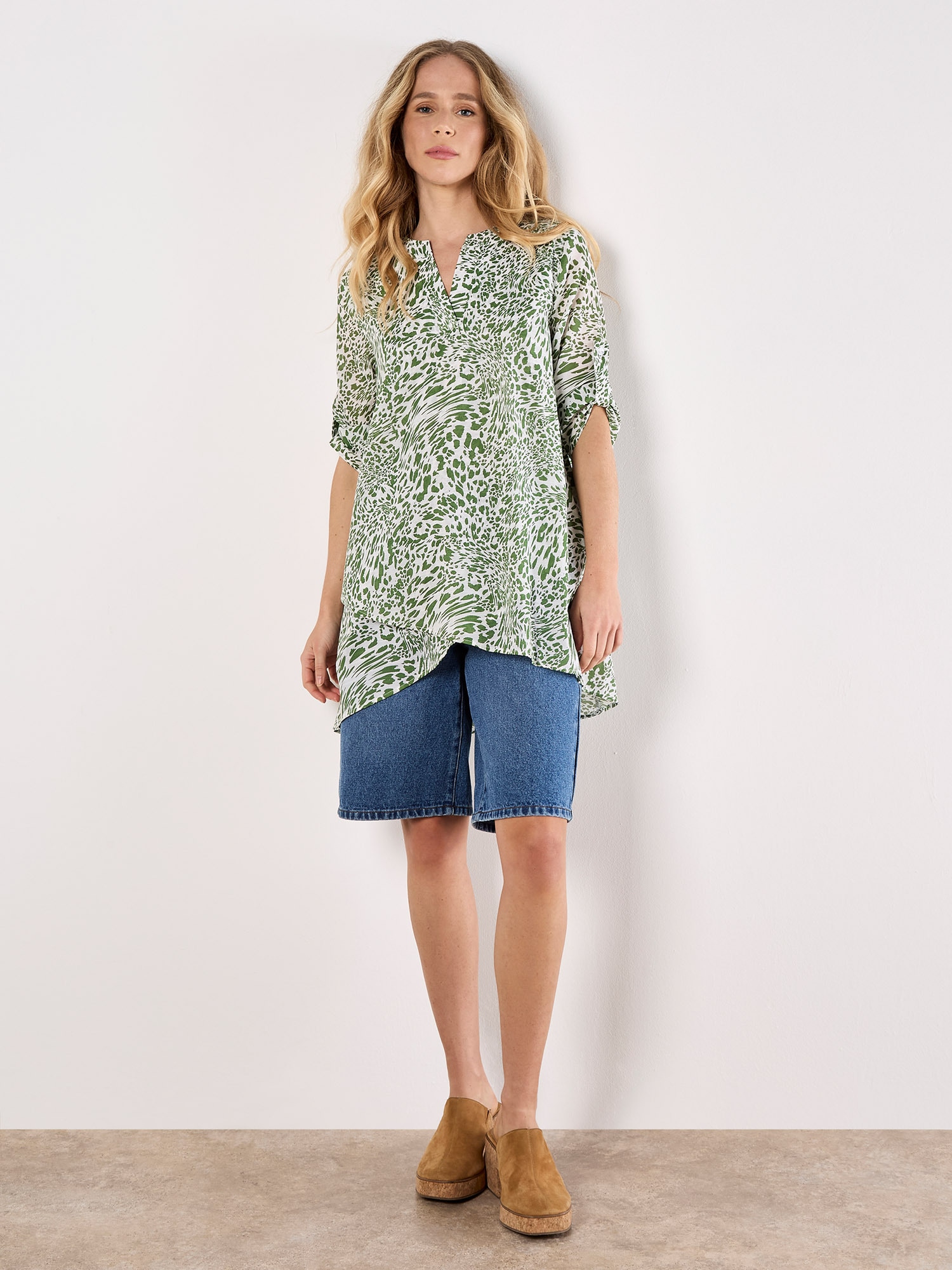 Apricot Shirtbluse »Bluse« mit Animalprint und Krempelärmeln