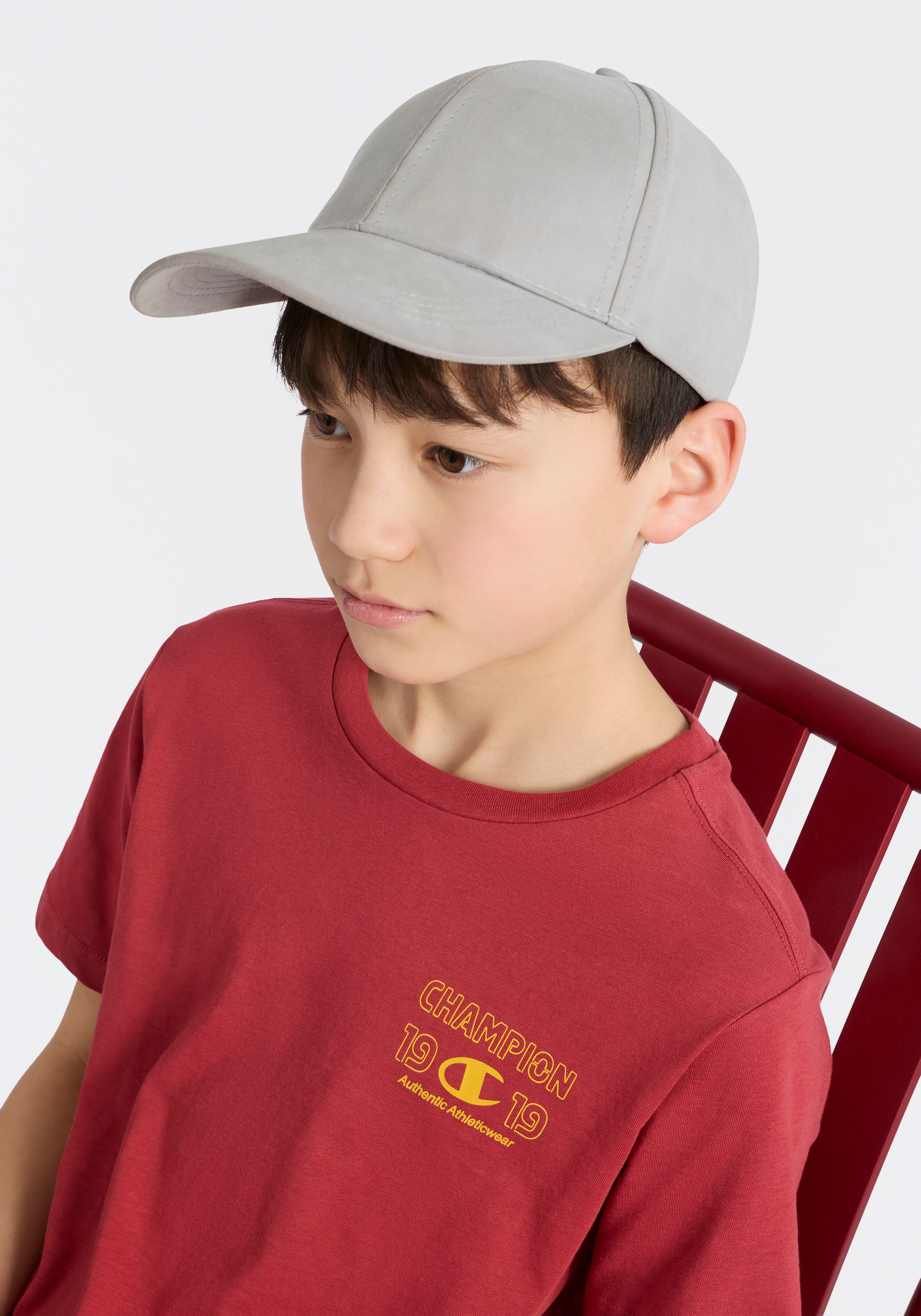 Champion T-Shirt & Shorts »Graphic T-Shirt and Shorts Set« 2 tlg. für sportliche Aktivitäten, leichtes Tragegefühl