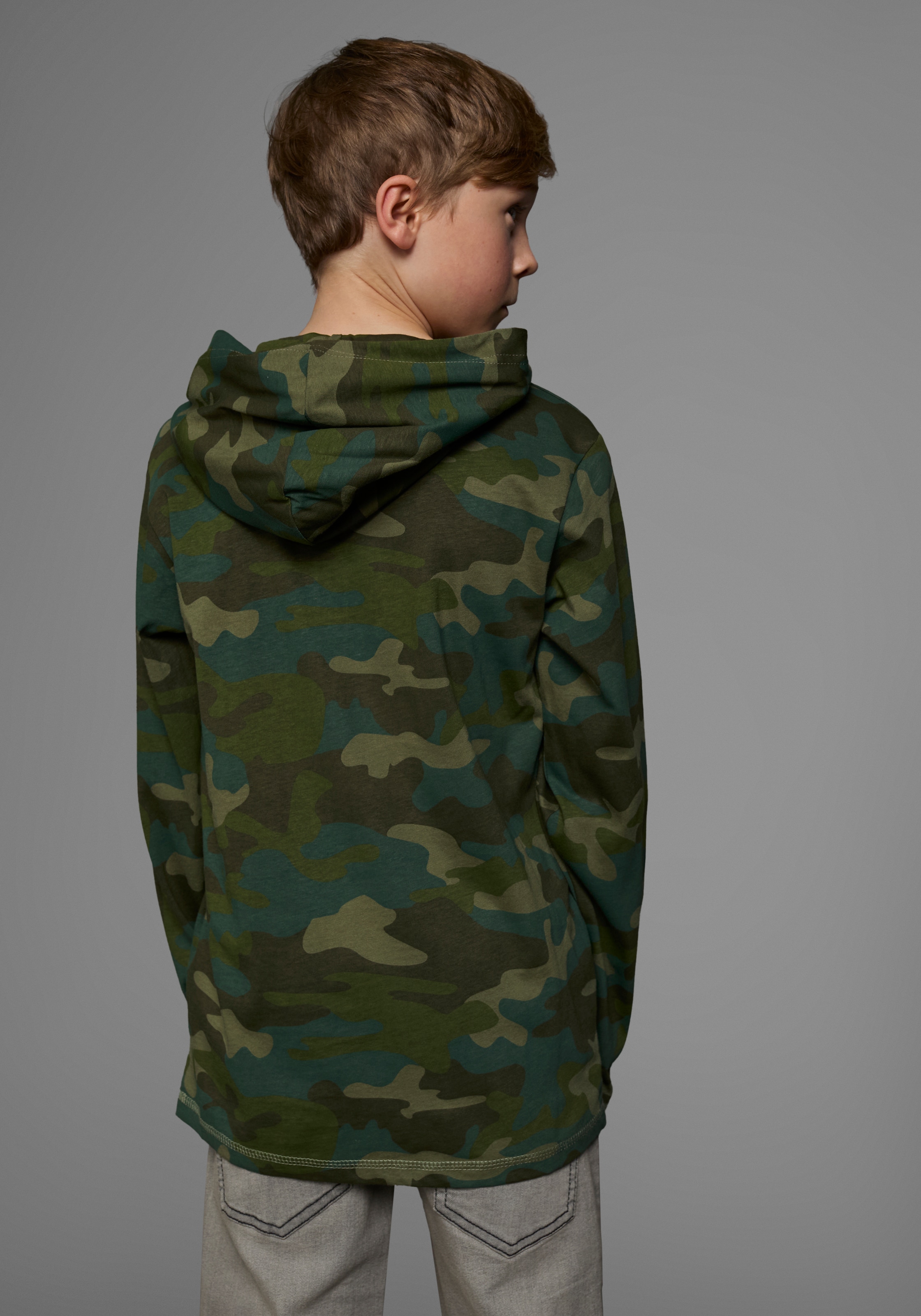 KIDSWORLD Langarmshirt, Langarm, Basic-Passform, Allover-Druck, mit Kapuze