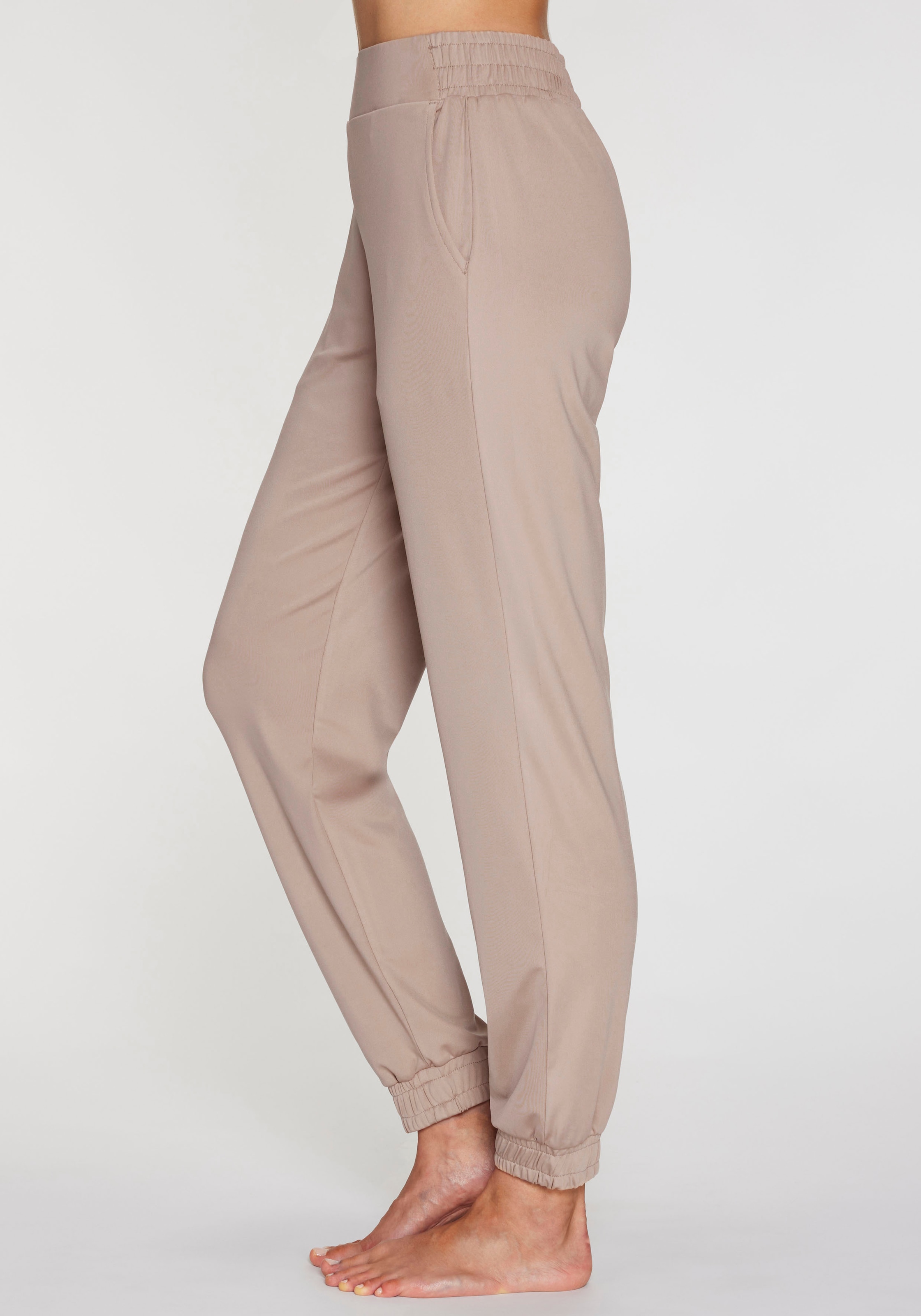 H.I.S Jogger Pants, mit elastischen Bündchen am Beinsaum, Loungewaer