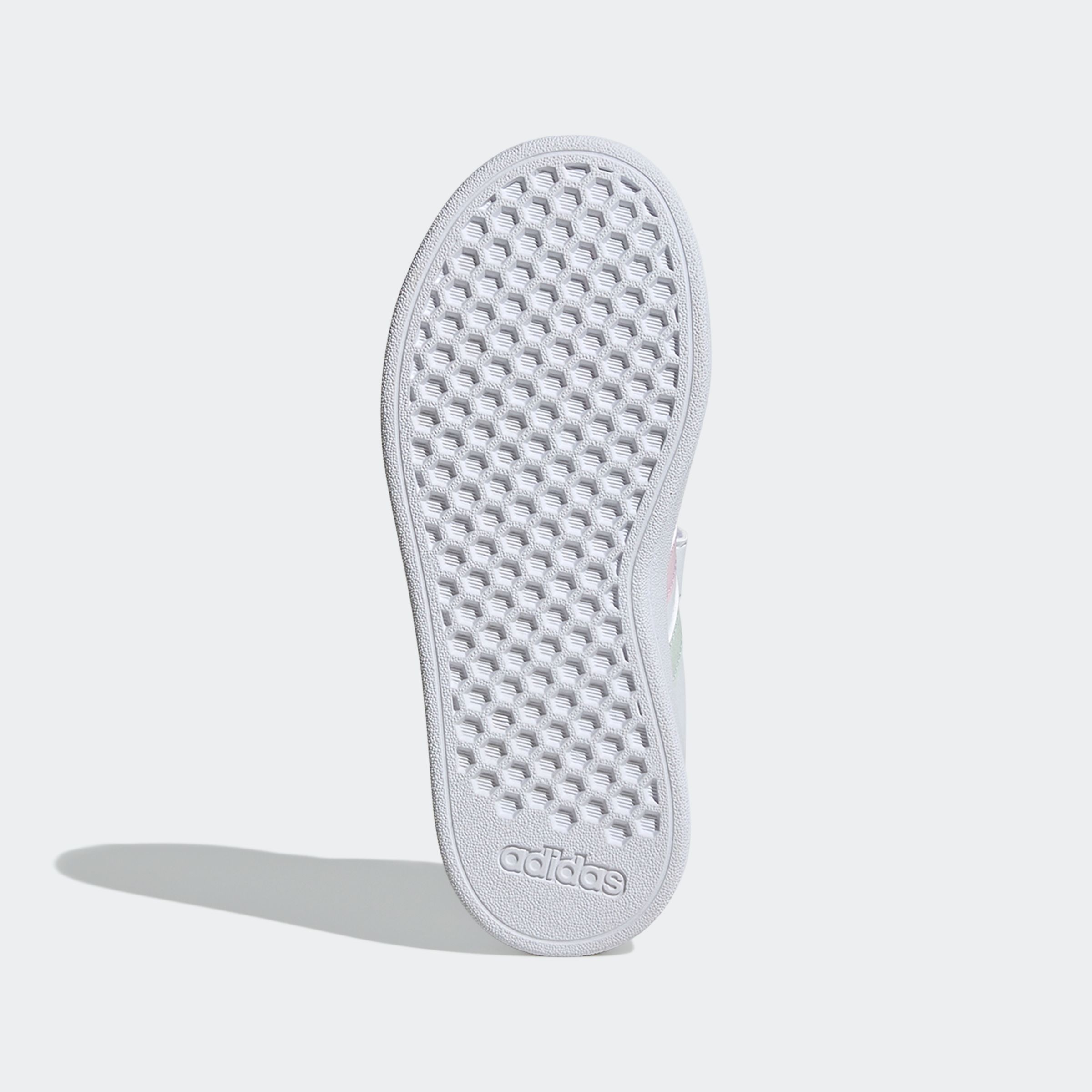 adidas Sportswear Sneaker »GRAND COURT 2.0 KIDS«, Design auf den Spuren des adidas Superstar