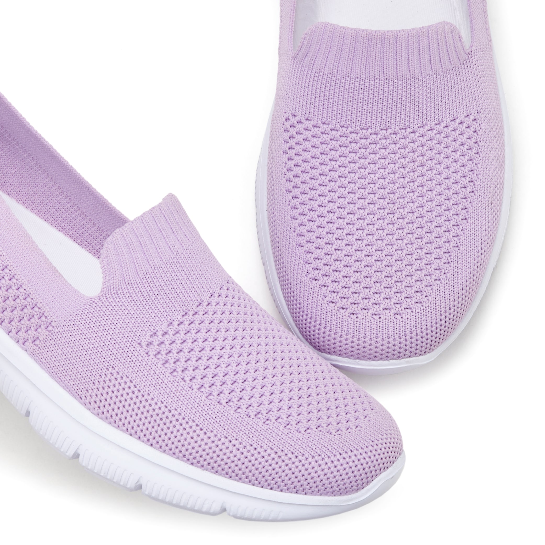 LASCANA Slipper »Slip-On-Sneaker«, herausnehmbarer Innensohle, Halbschuh, ultraleichter Sneaker, VEGAN