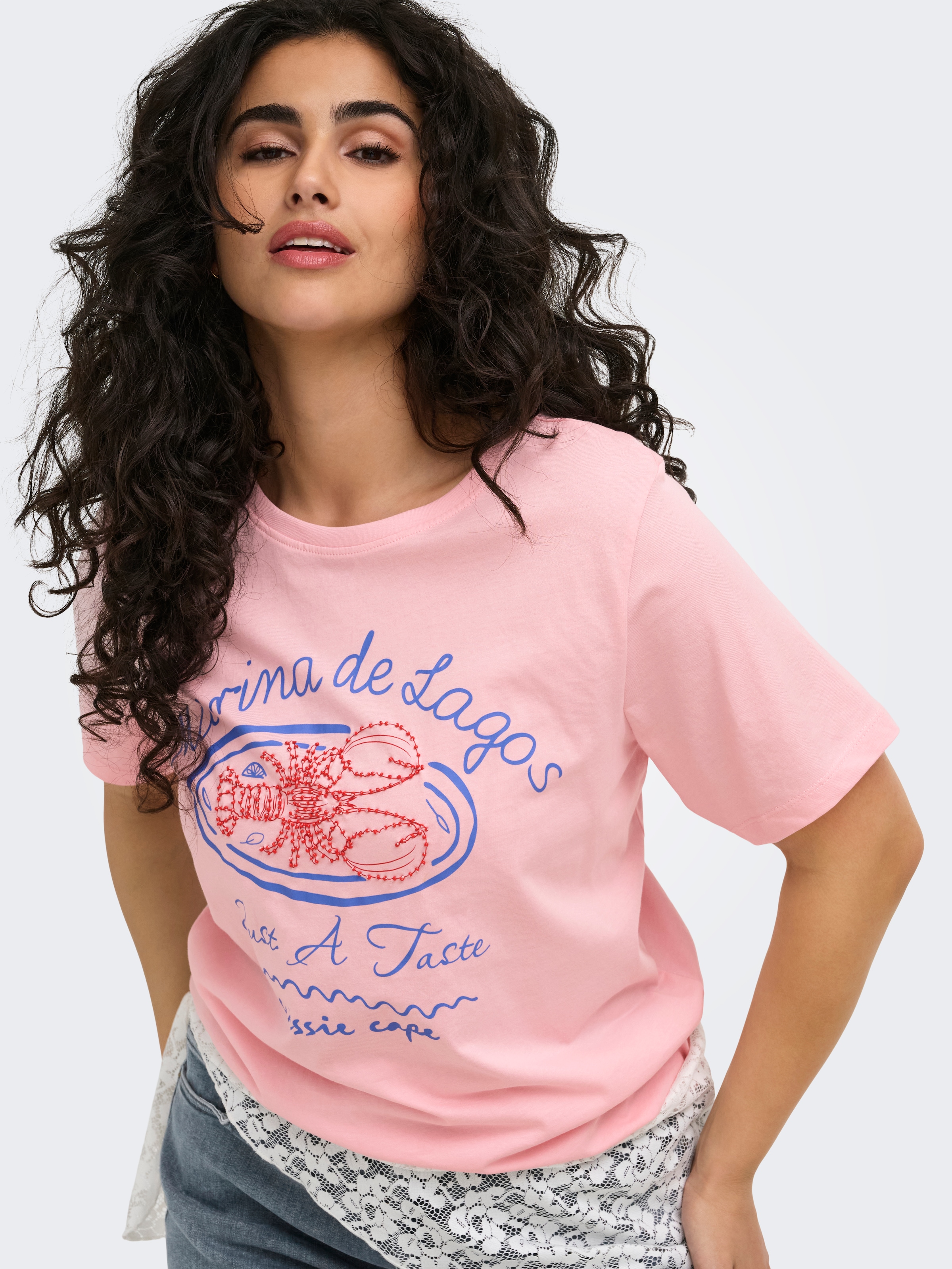 ONLY CARMAKOMA Kurzarmshirt »CARINES LIFE S/S O-NECK REG FIT TEE JRS«