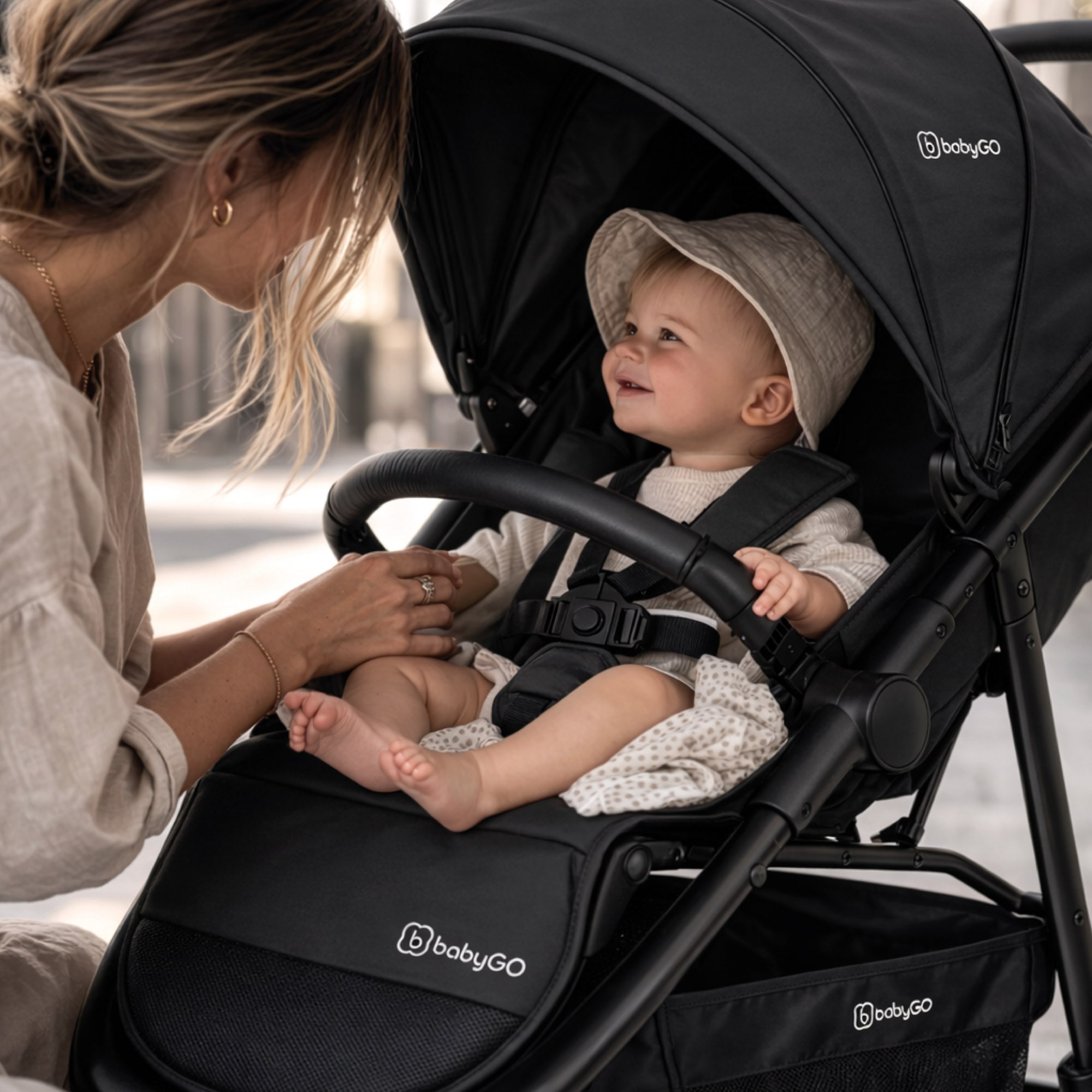 BabyGo Kombi-Kinderwagen »Evolution« 22 kg mit Babywanne, Babyschale, Wickeltasche und Sportsitz