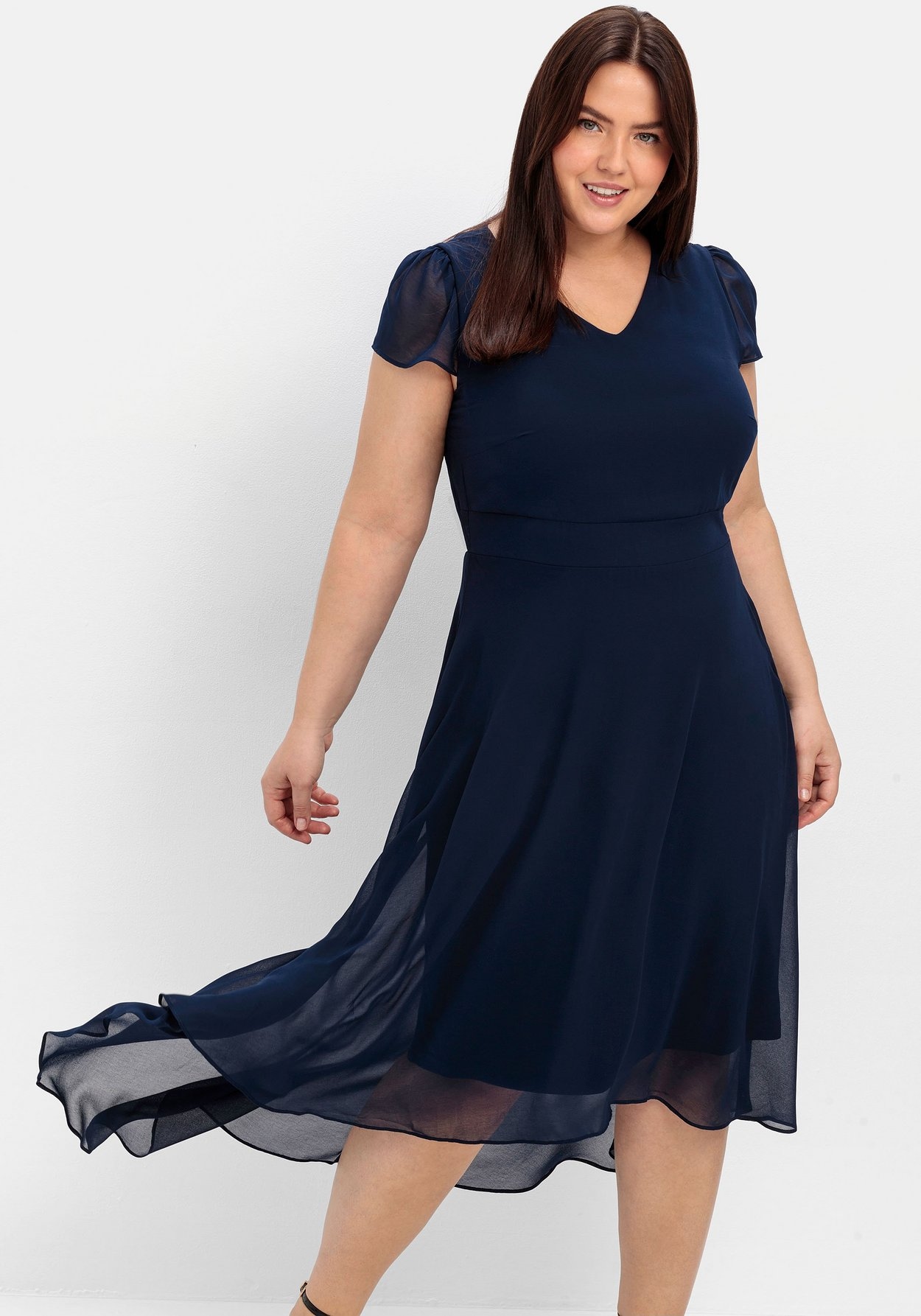 Sheego Abendkleid »Abendkleid mit Flügelärmeln«, mit Flügelärmeln