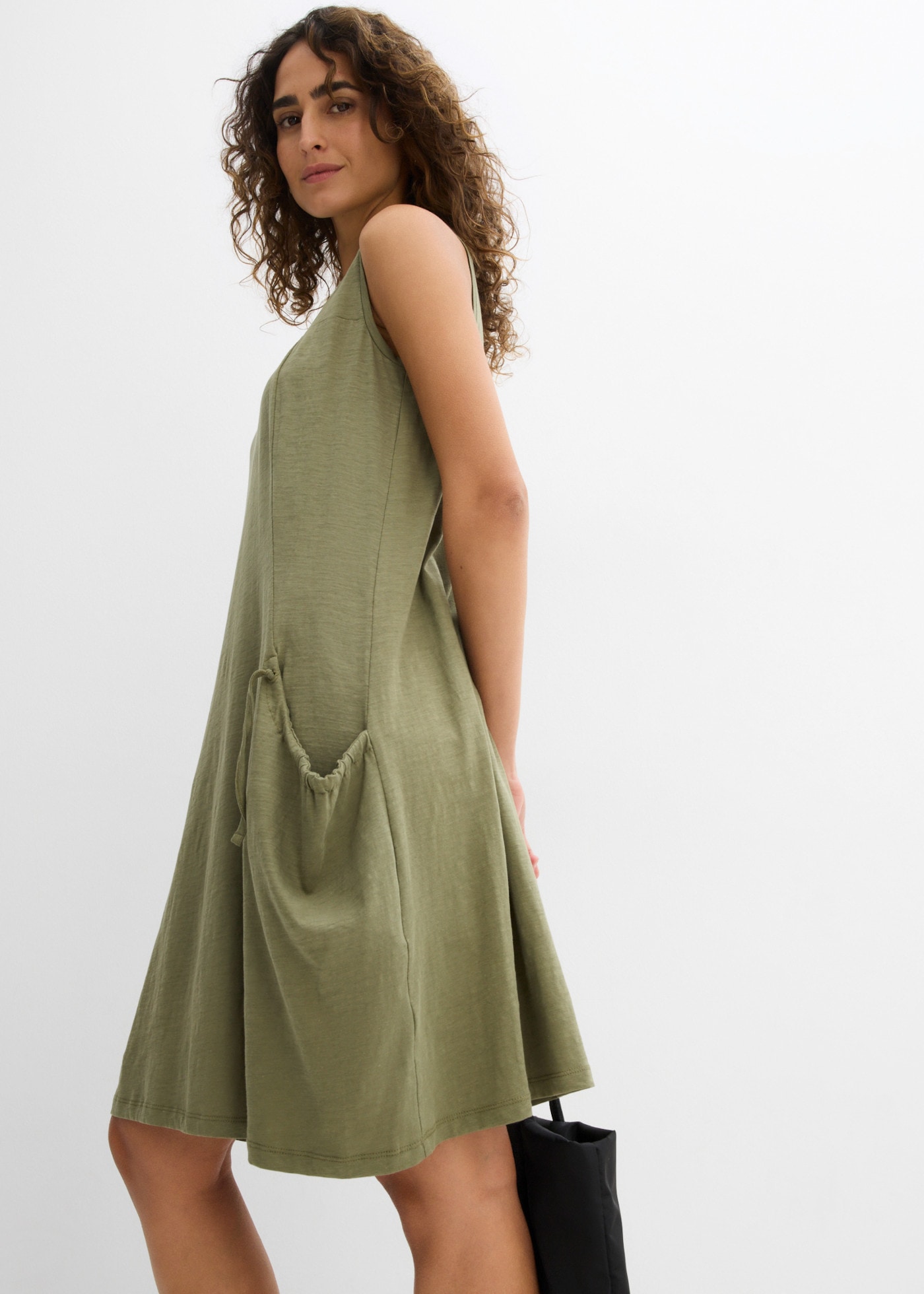 bonprix Jerseykleid »Baumwoll-Jerseykleid mit Taschen« für den Alltag, ärmellos, aus Baumwolle, in A-Linie, mit Taschen