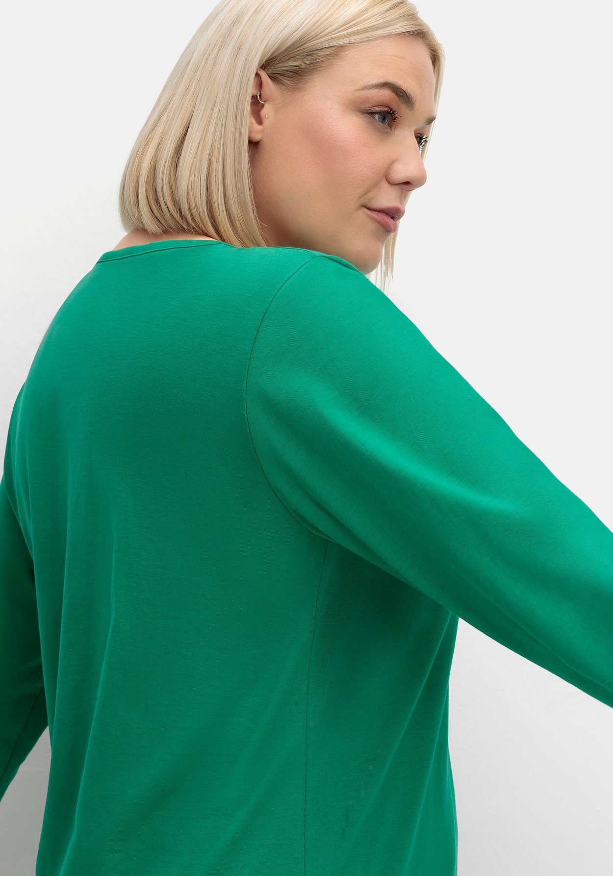 Sheego Langarmshirt »Langarmshirt mit Rundhalsausschnitt, aus Baumwolle«, mit Rundhalsausschnitt, aus Baumwolle